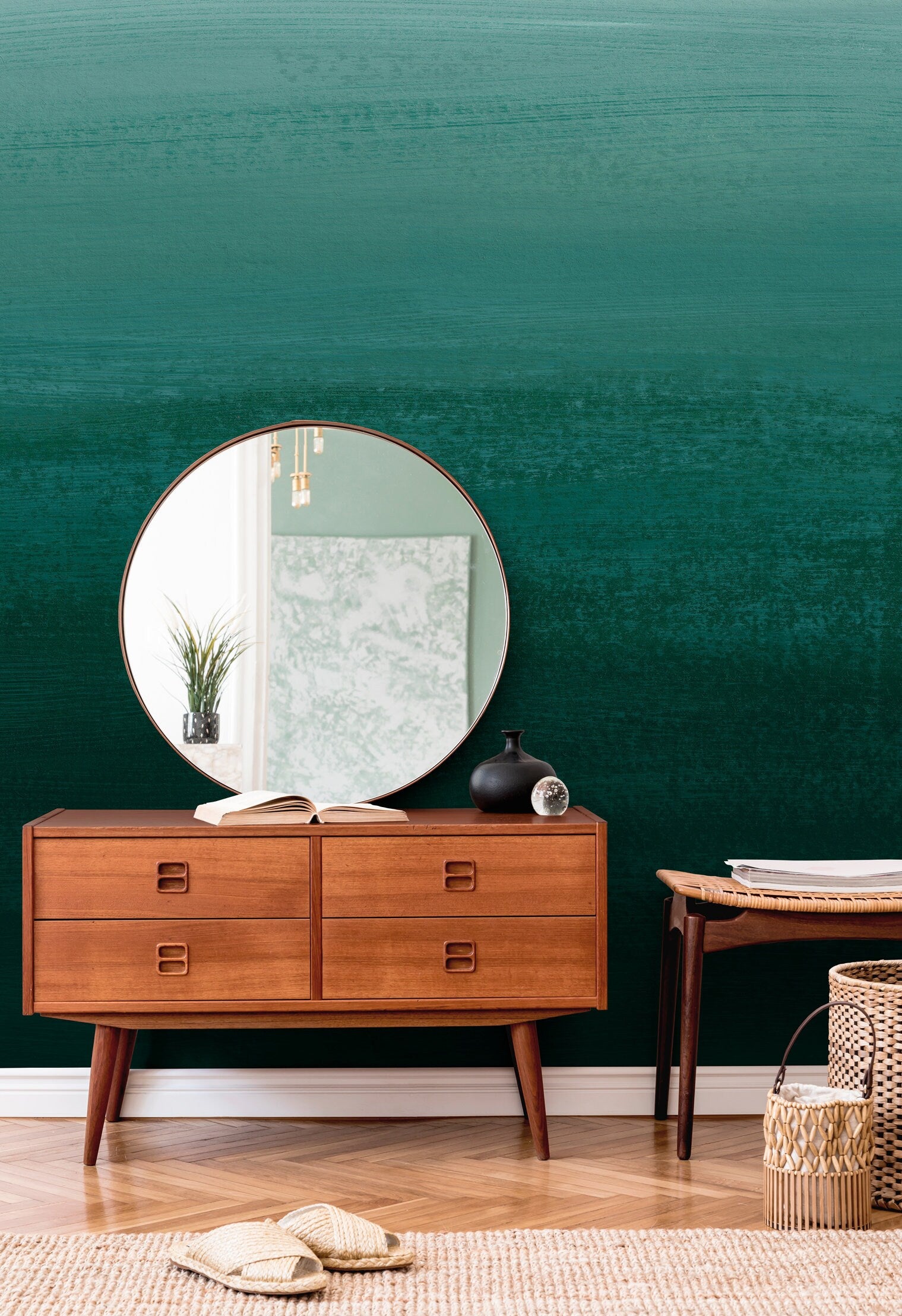 Ombre Wallpaper With A Textured Gradient In Emerald Green - X162