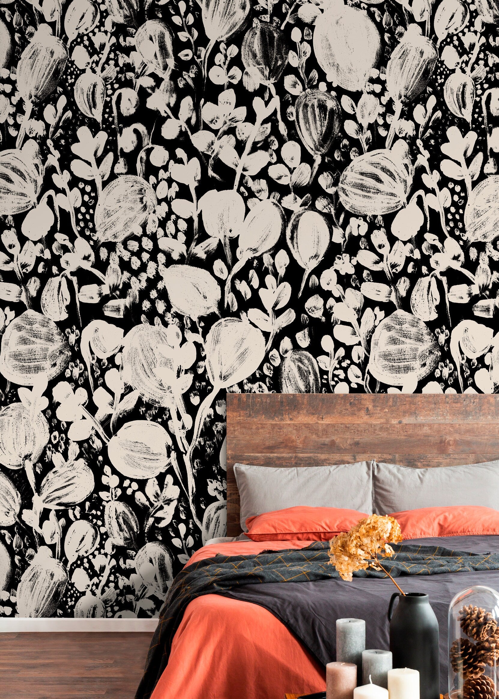 Floral Wallpaper With Abstract Brushstroke Blooms In Black And Beige - X188
