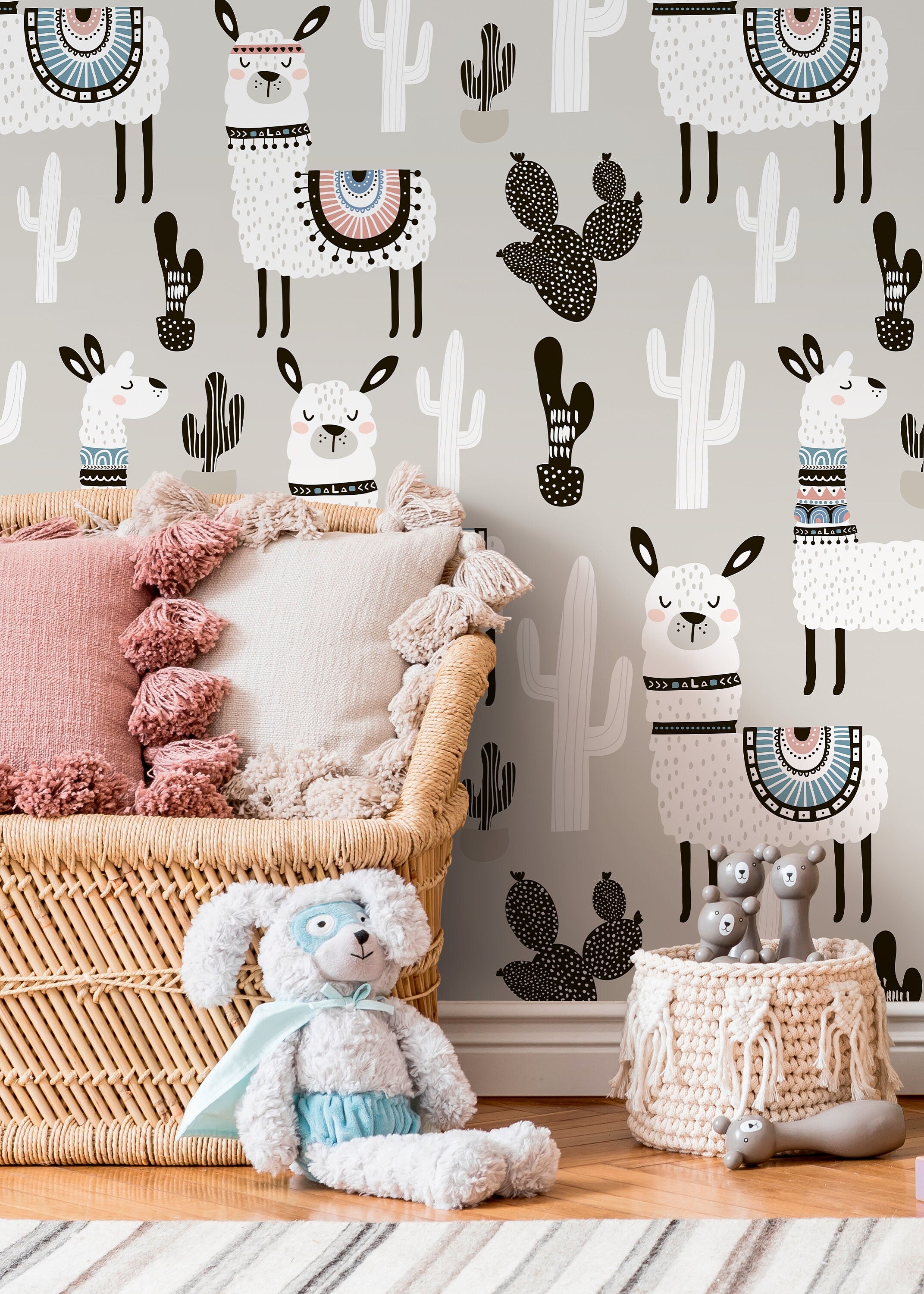 Animal Wallpaper With Llama And Cactus Motifs In Gray, White, And Black - D078