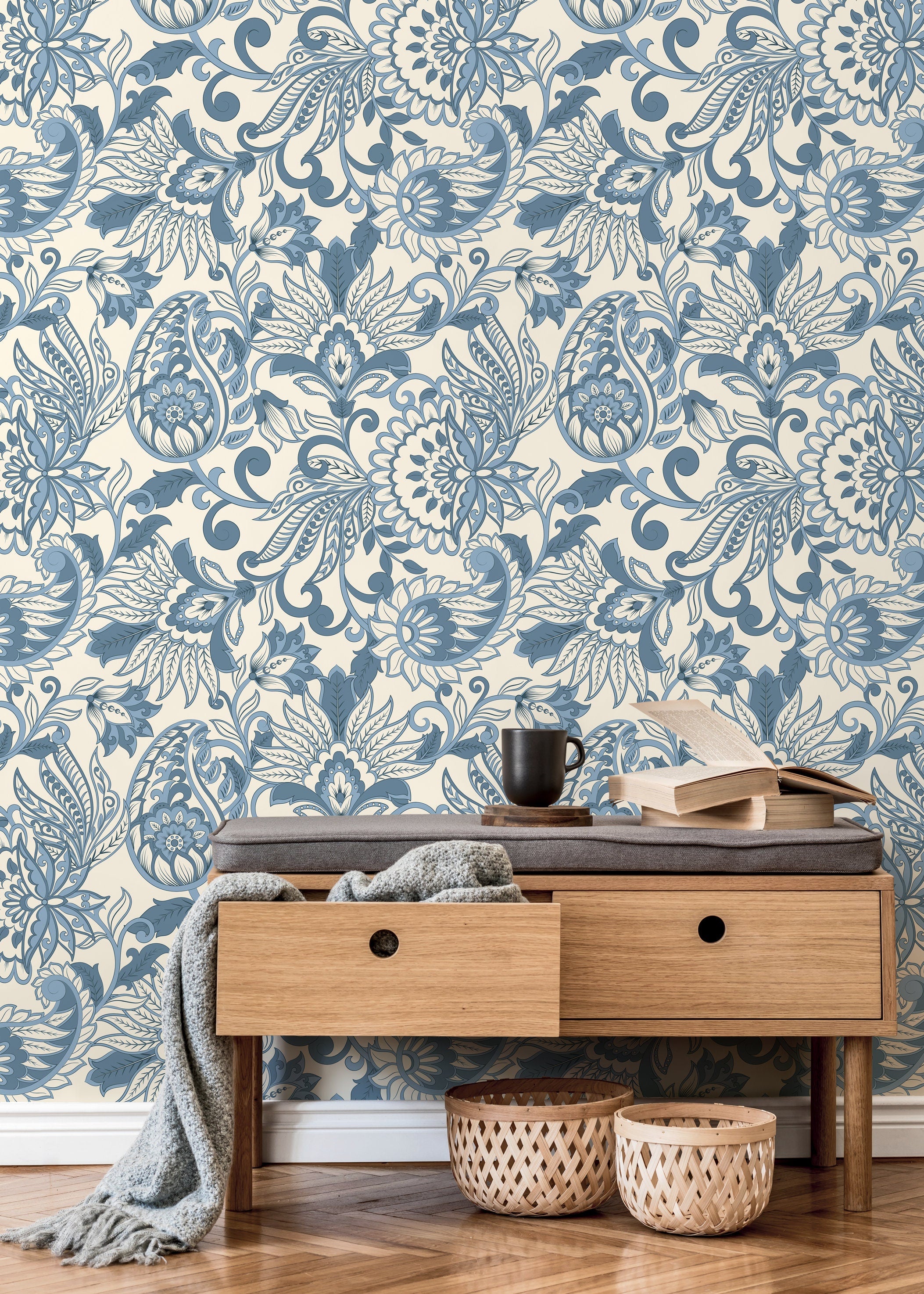 Victorian Wallpaper With An Intricate Paisley Motif In Blue And Cream - D087