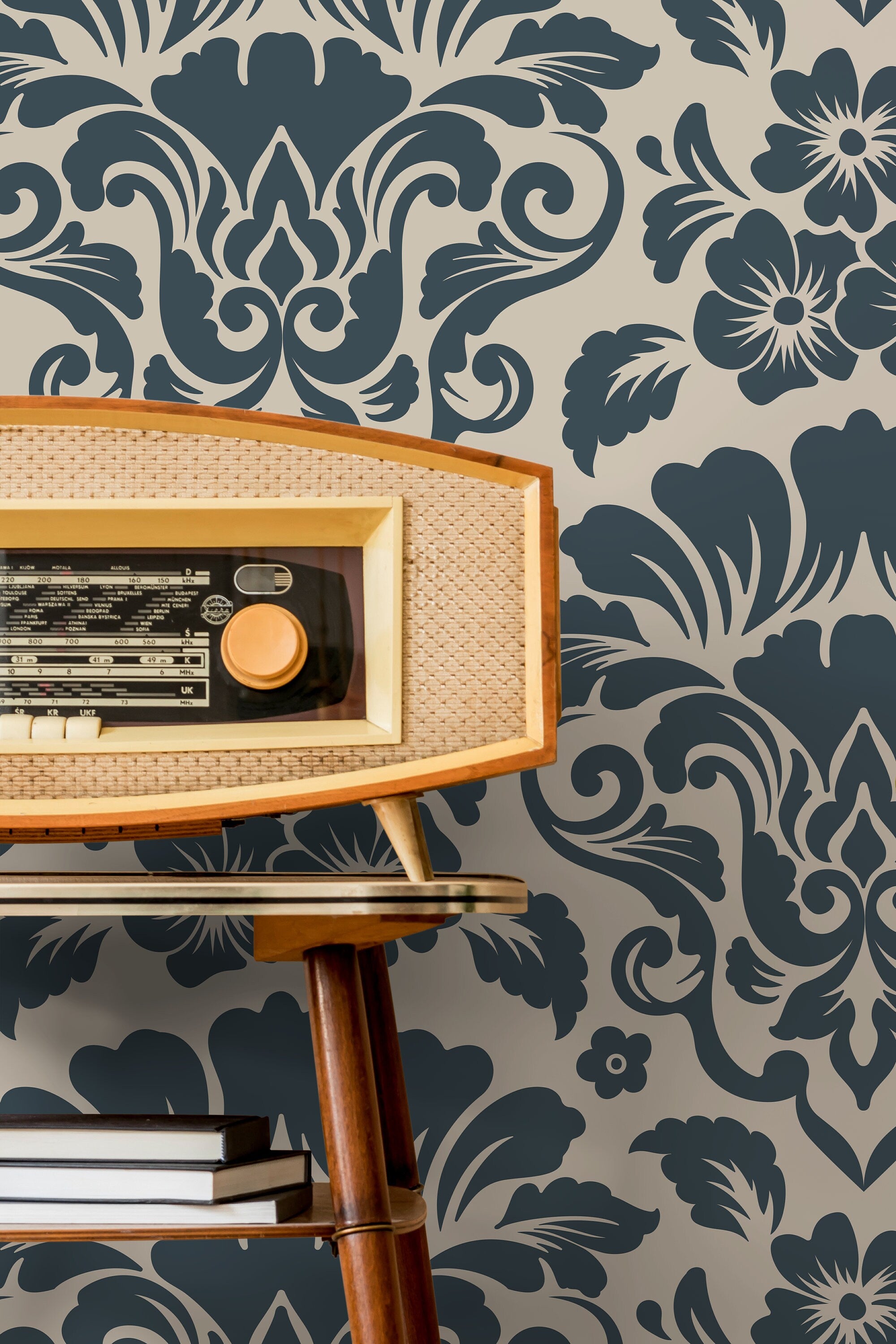 Damask Wallpaper With An Intricate Floral Motif In Navy And Beige - D217