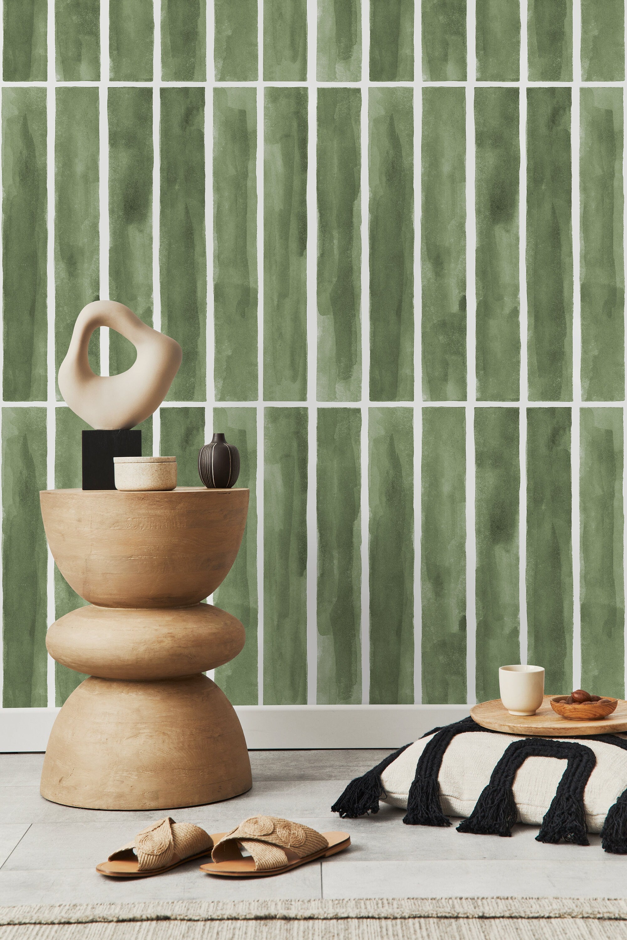 Geometric Wallpaper With A Watercolor Tile Motif In Green And White - D325