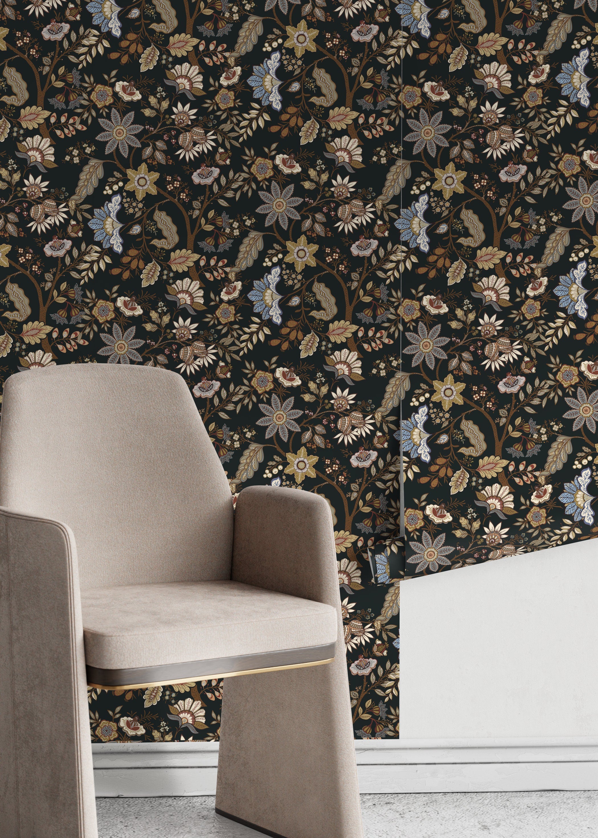 Floral Wallpaper With A Vintage Chintz Motif In Black, Brown, And Blue - D386