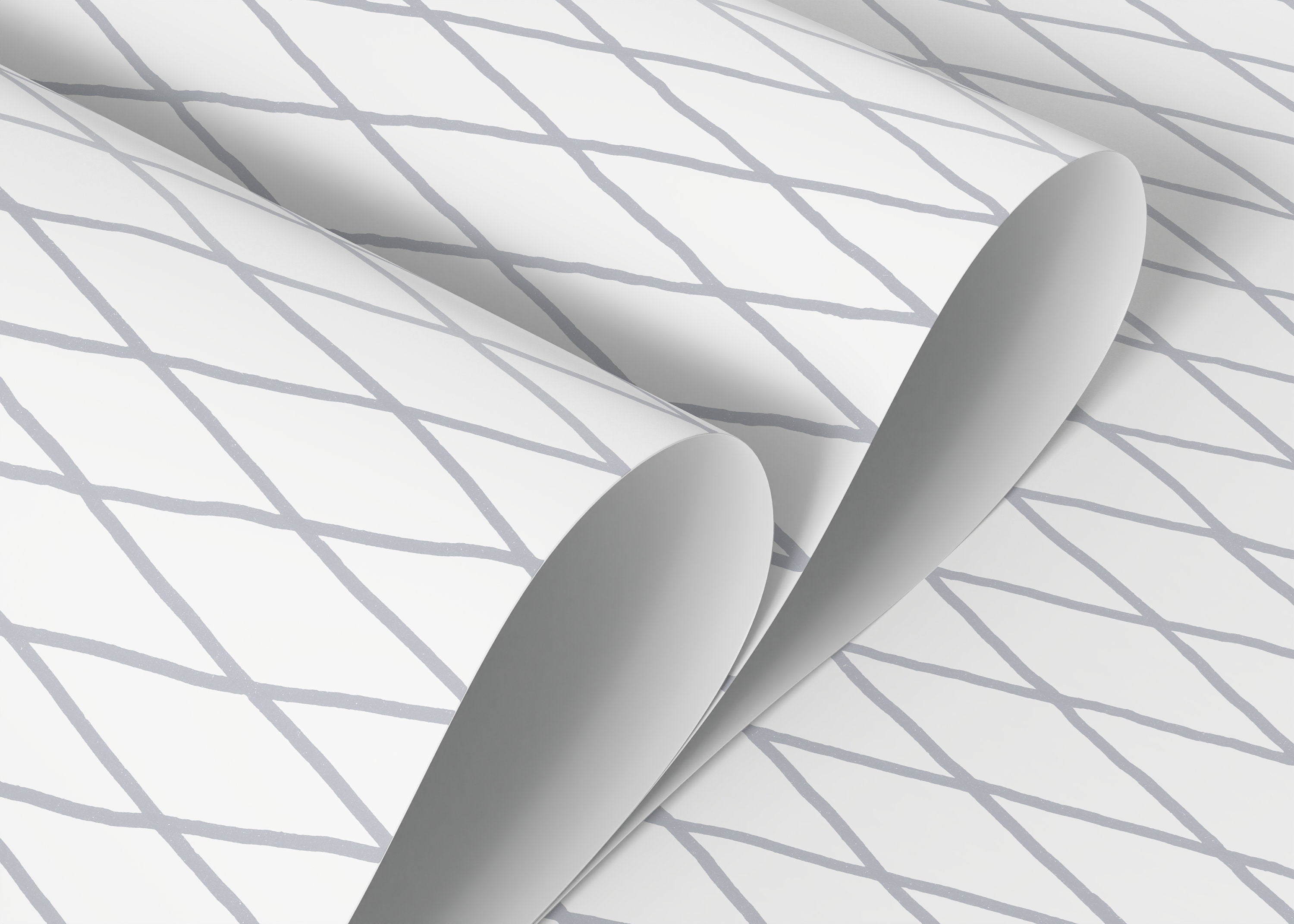 Geometric Wallpaper With A Hand-drawn Diamond Grid In Gray - D330