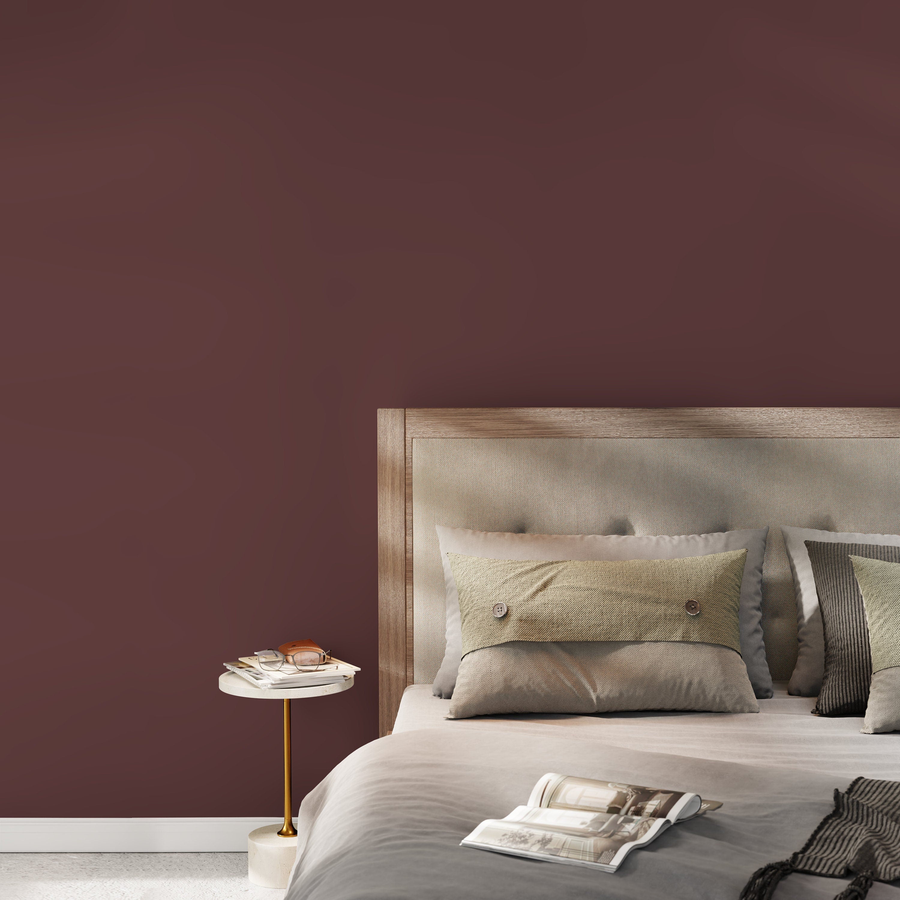 Solid Color Wallpaper In A Rich Liver Chestnut Brown - D465
