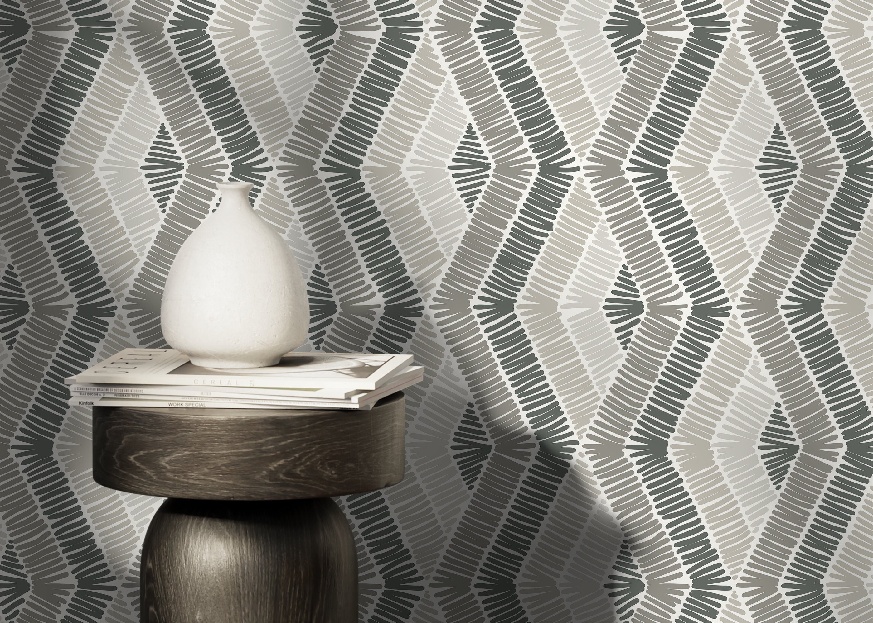 Geometric Wallpaper With A Hatched Diamond Motif In Shades Of Gray - D511