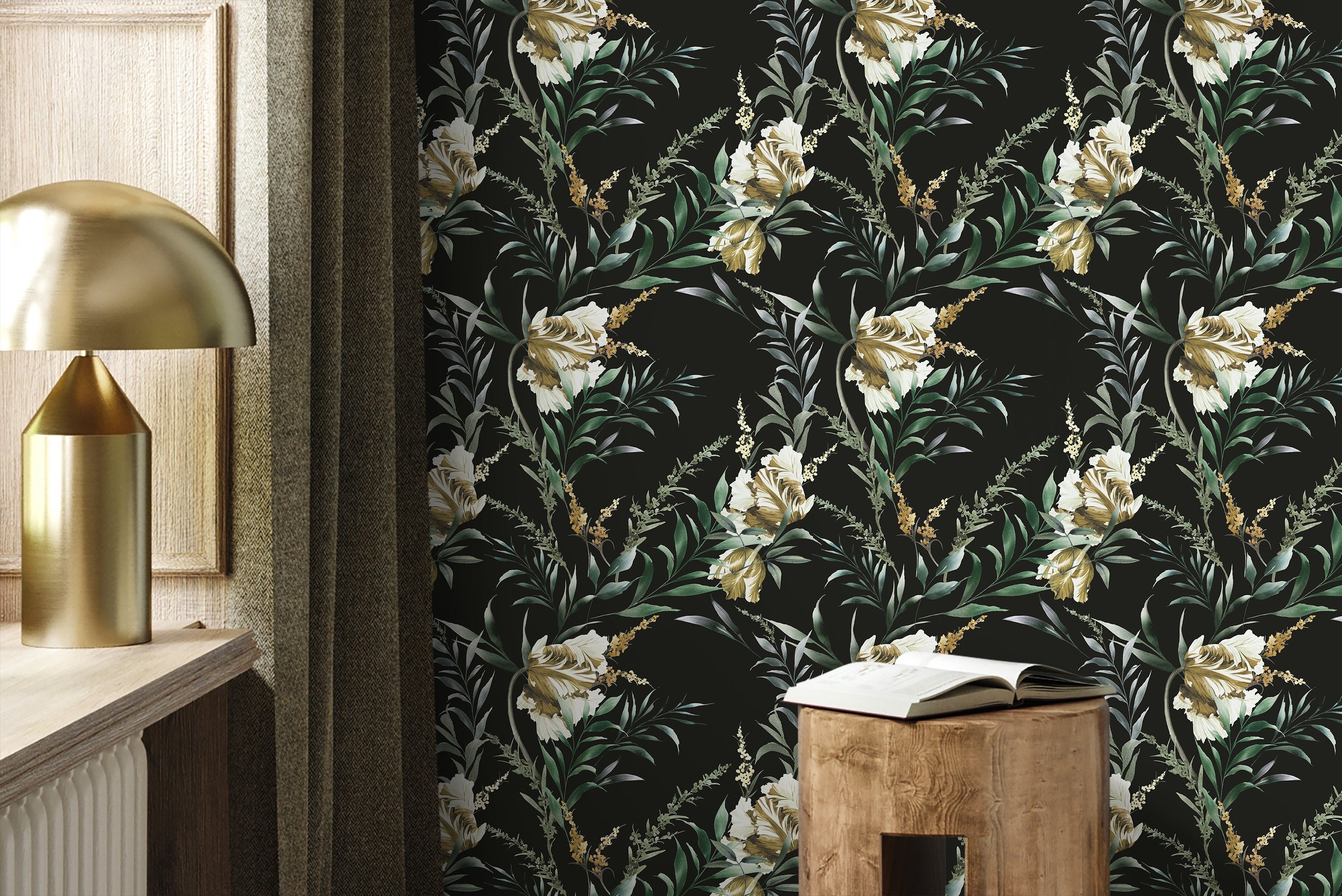 Floral Wallpaper With Vintage Botanical Tulips In Black, Gold, And Green - D547