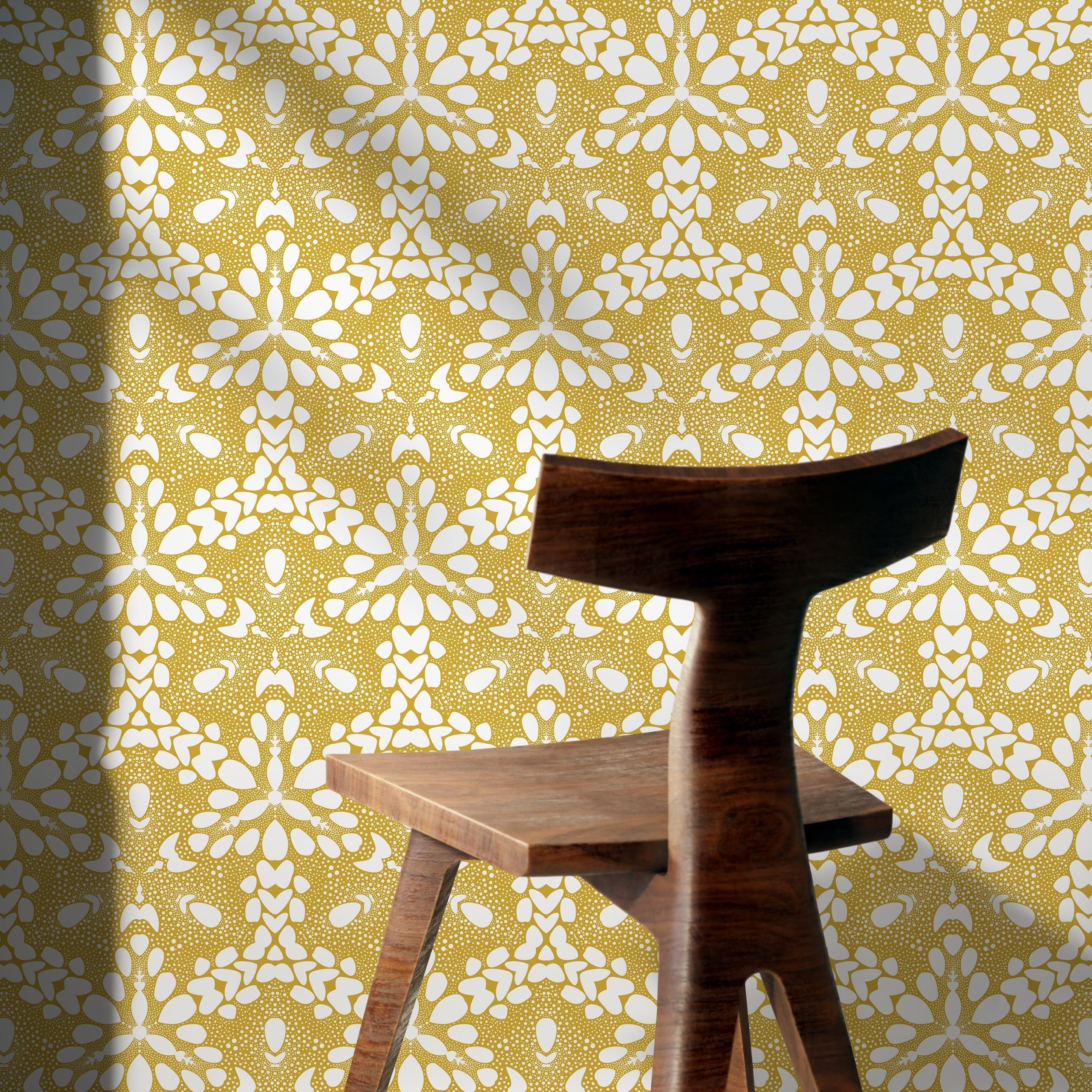 Art Deco Wallpaper With A Symmetrical Starburst Motif In Mustard Yellow - X029