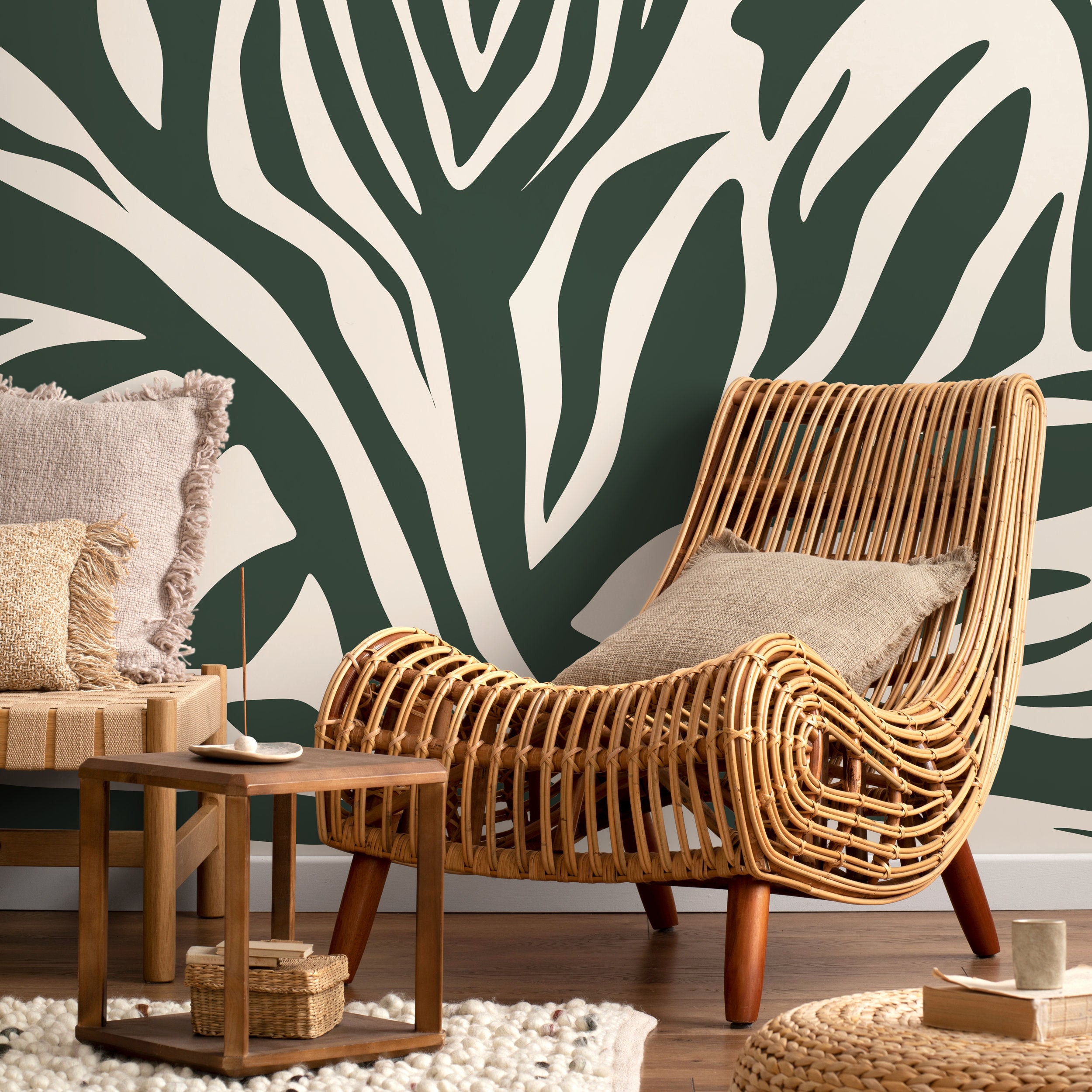 Abstract Wallpaper With Bold Zebra Stripes In Dark Green And Cream - D696