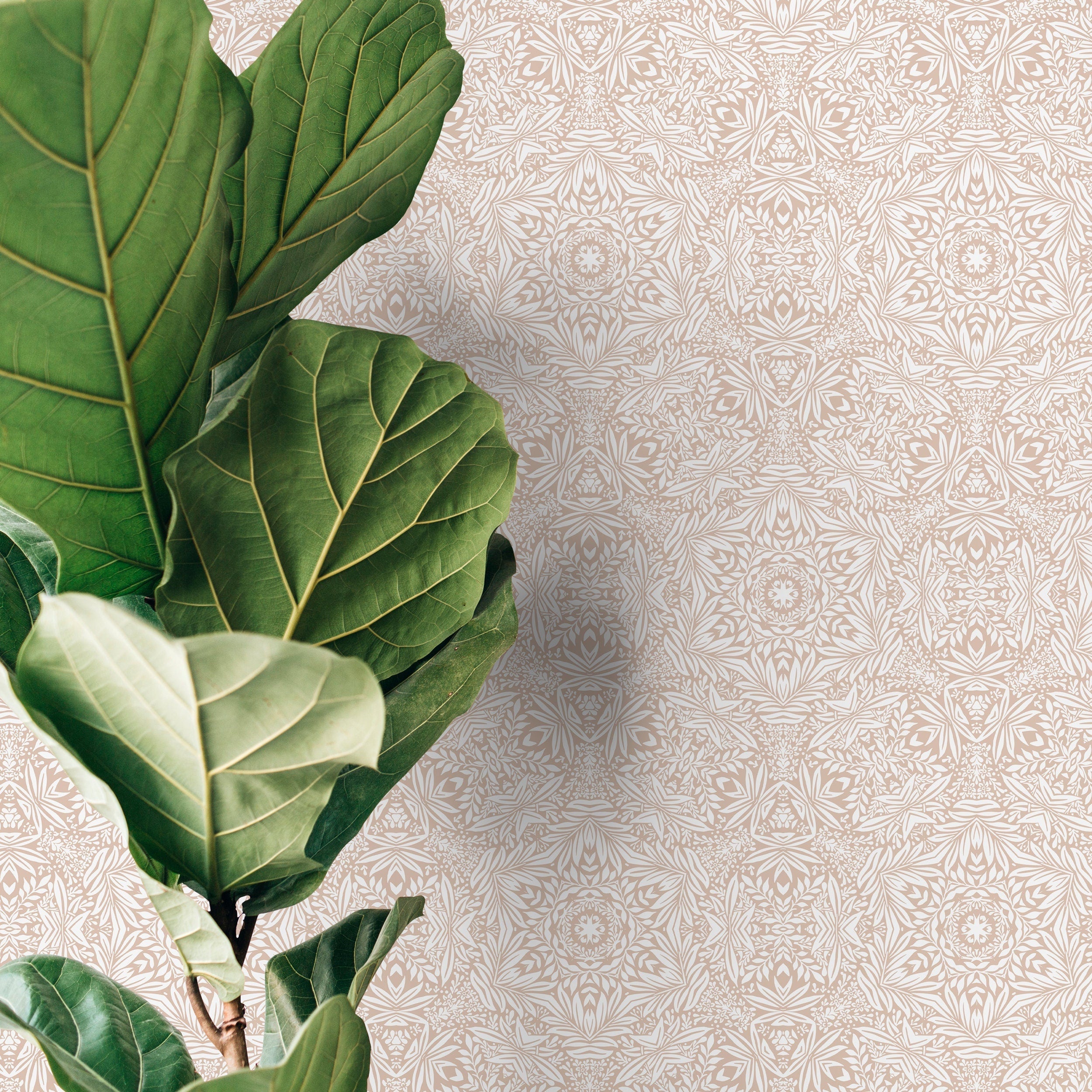 Damask Wallpaper With An Intricate Botanical Mandala Motif In Beige And White - X053