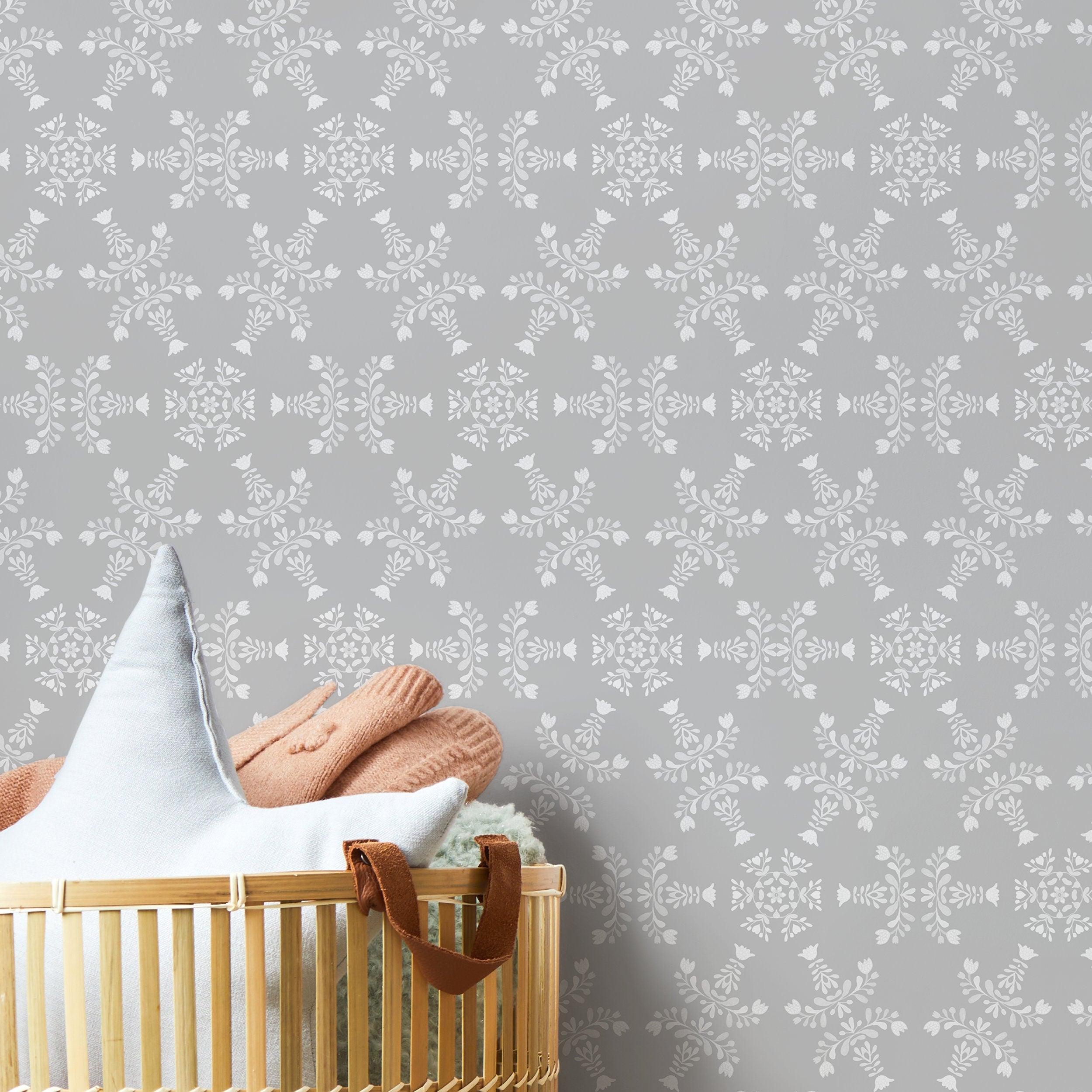 Damask Wallpaper With A Scandinavian Folk Art Motif In Gray And White - X063