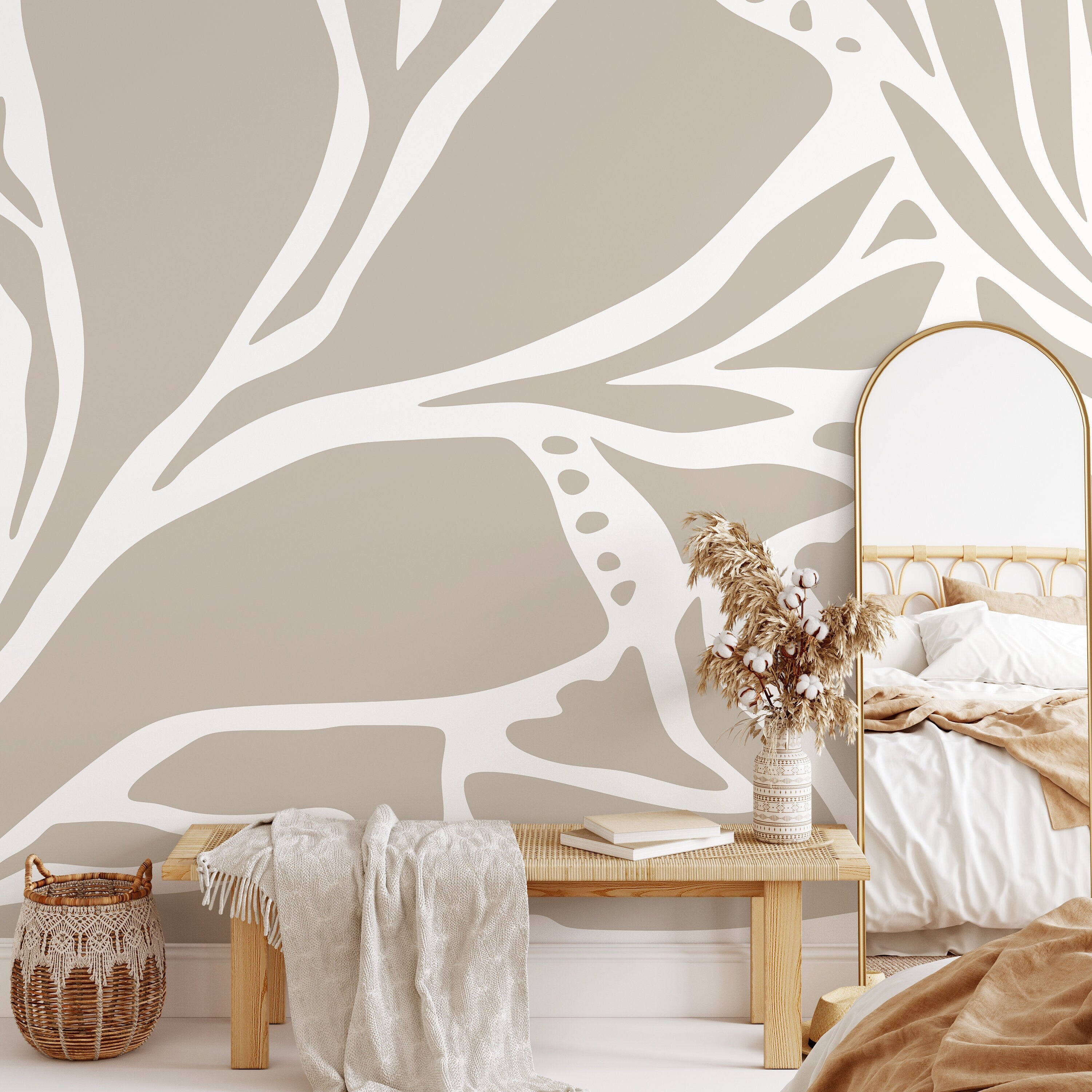 Abstract Wallpaper With Large Organic Shapes In Beige And Cream - D639