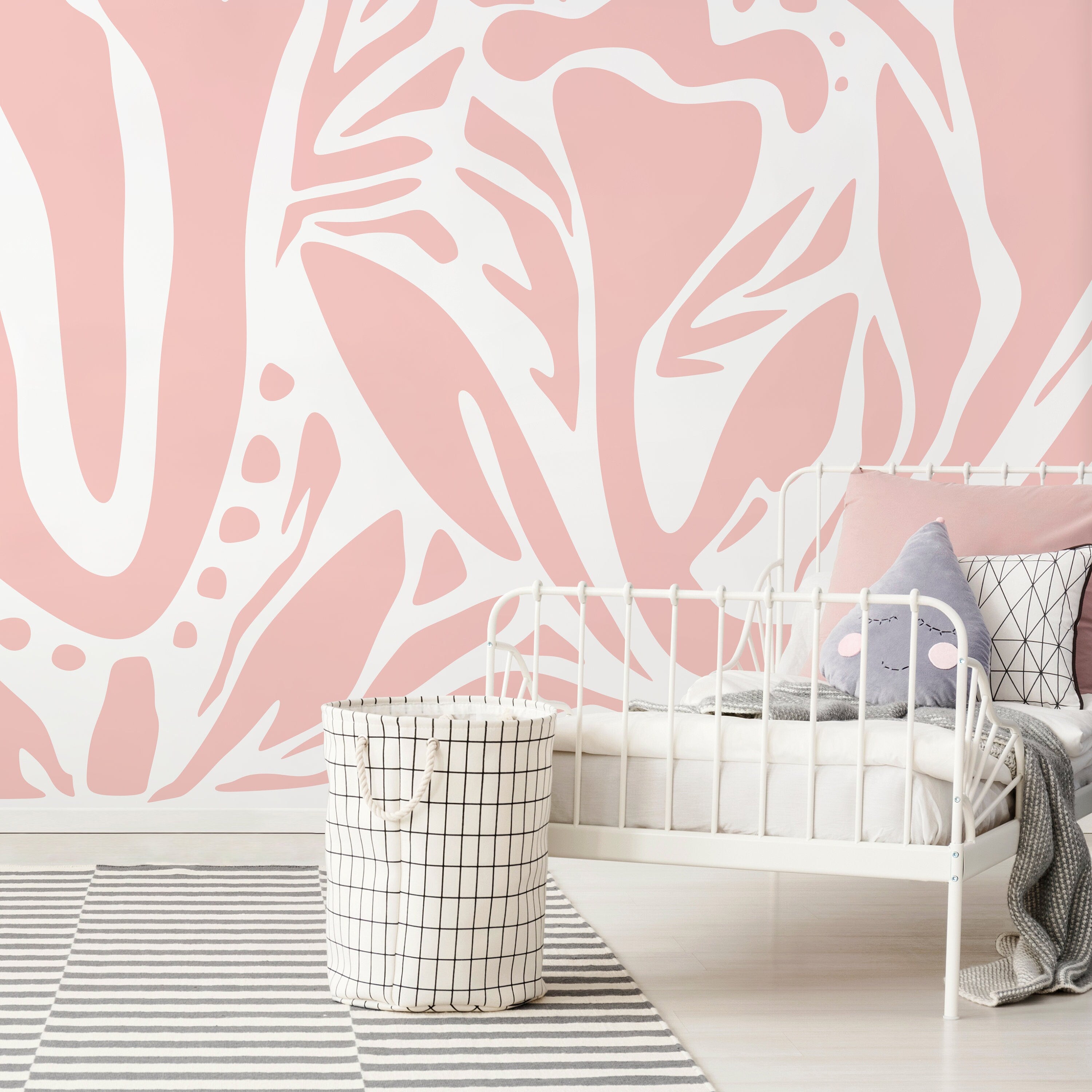 Abstract Wallpaper With Large Organic Forms In Pink - D635