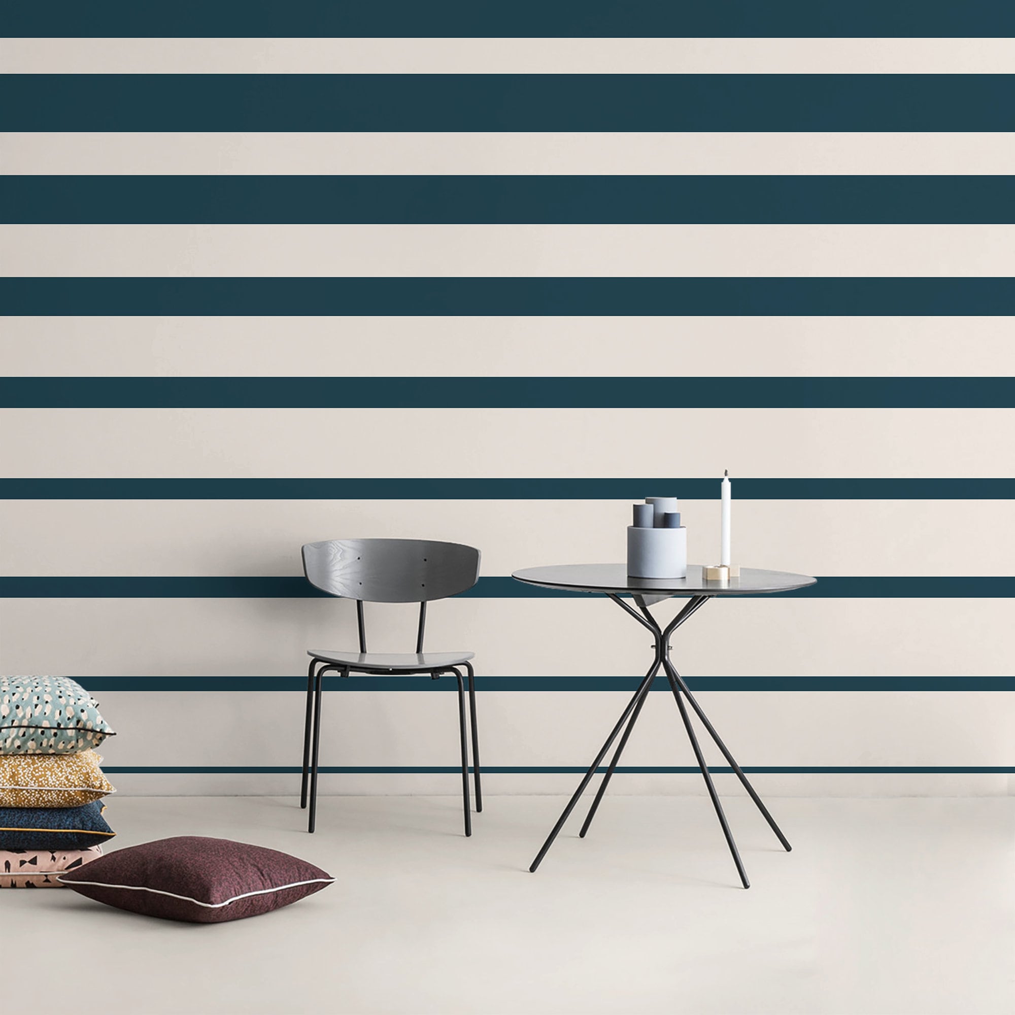 Striped Wallpaper With A Bold Horizontal Pattern In Dark Teal And Cream - D729
