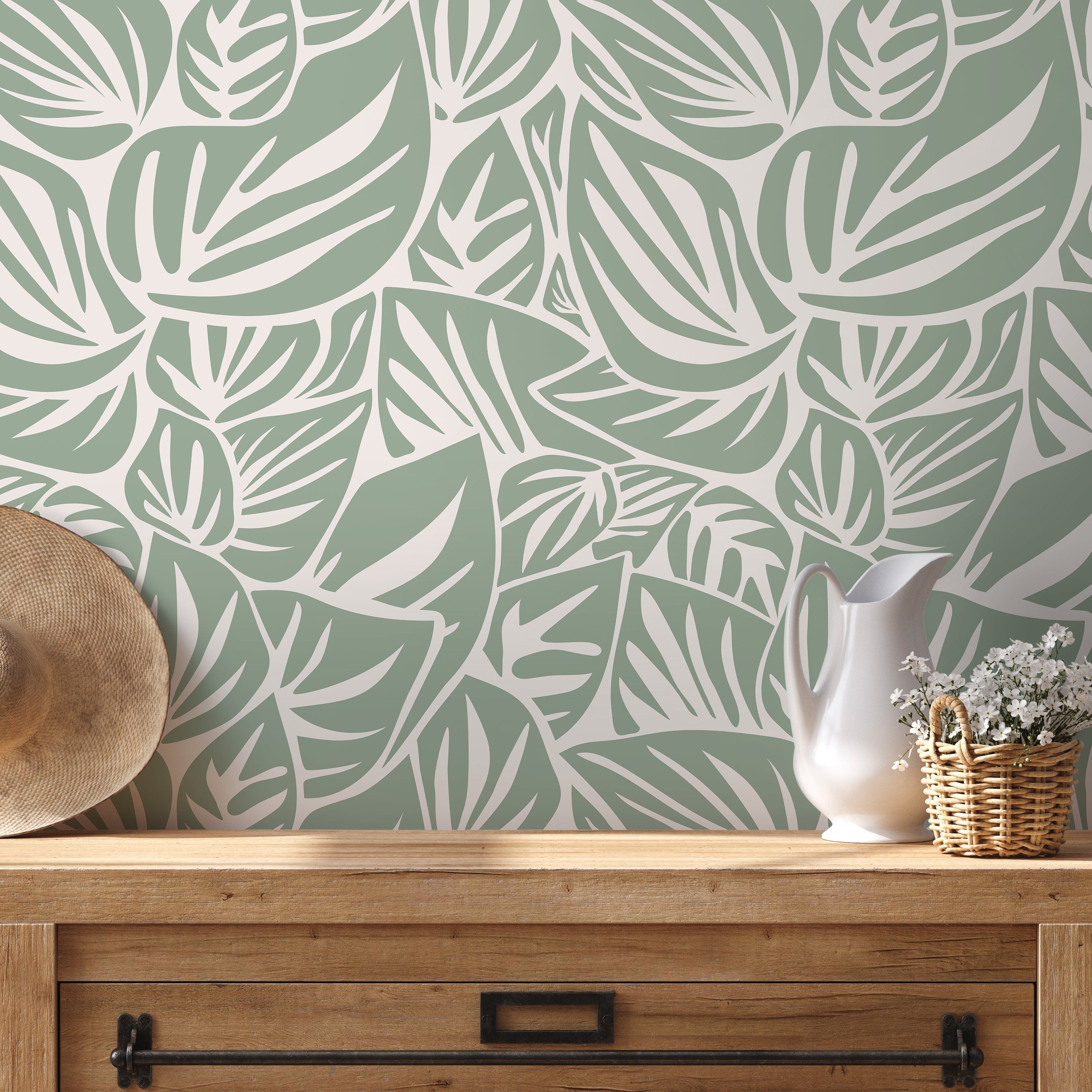 Leaf Wallpaper With A Modern Stylized Leaf Motif In Light Green And Cream - D651