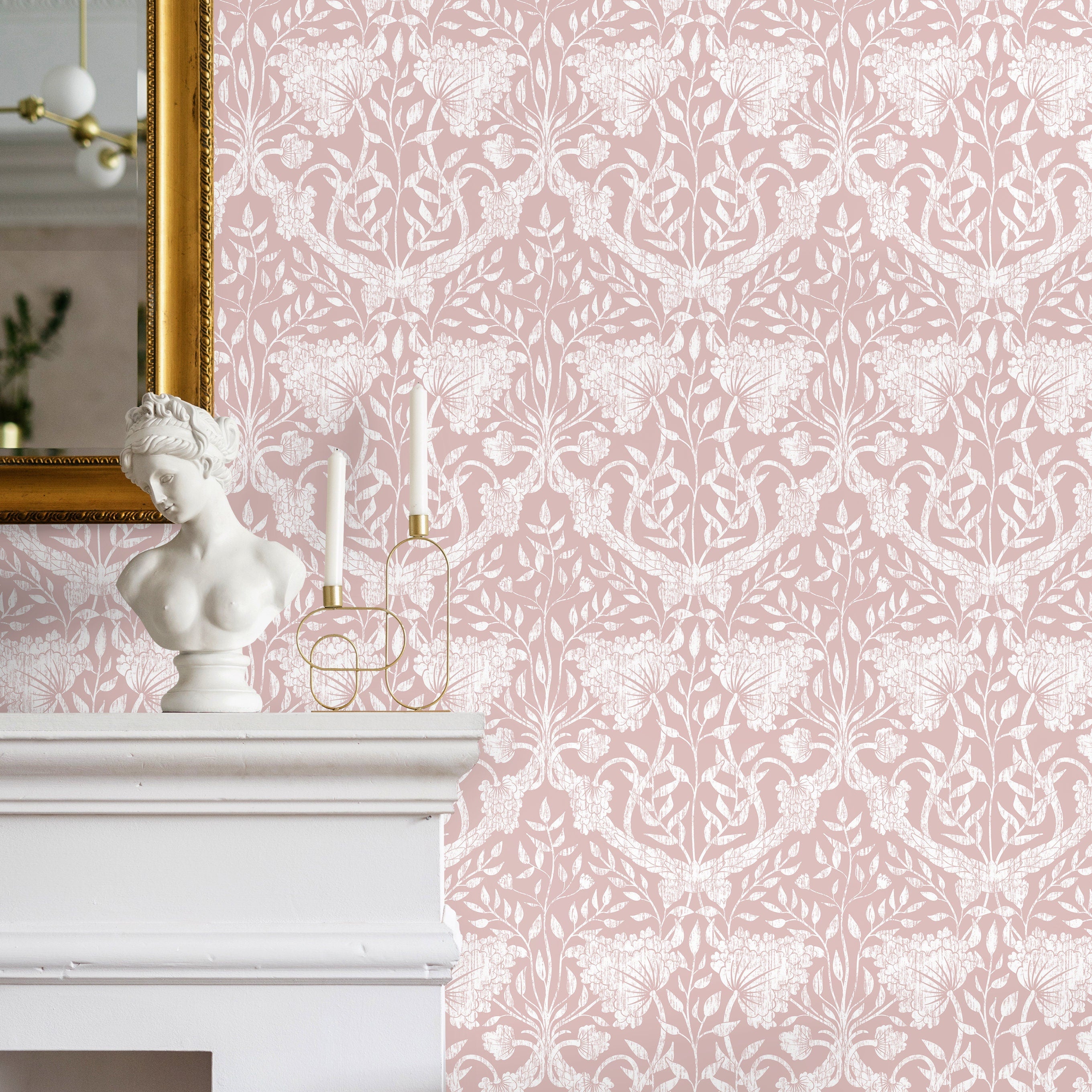 Damask Wallpaper With An Elegant Floral Motif In Pink And White - D950