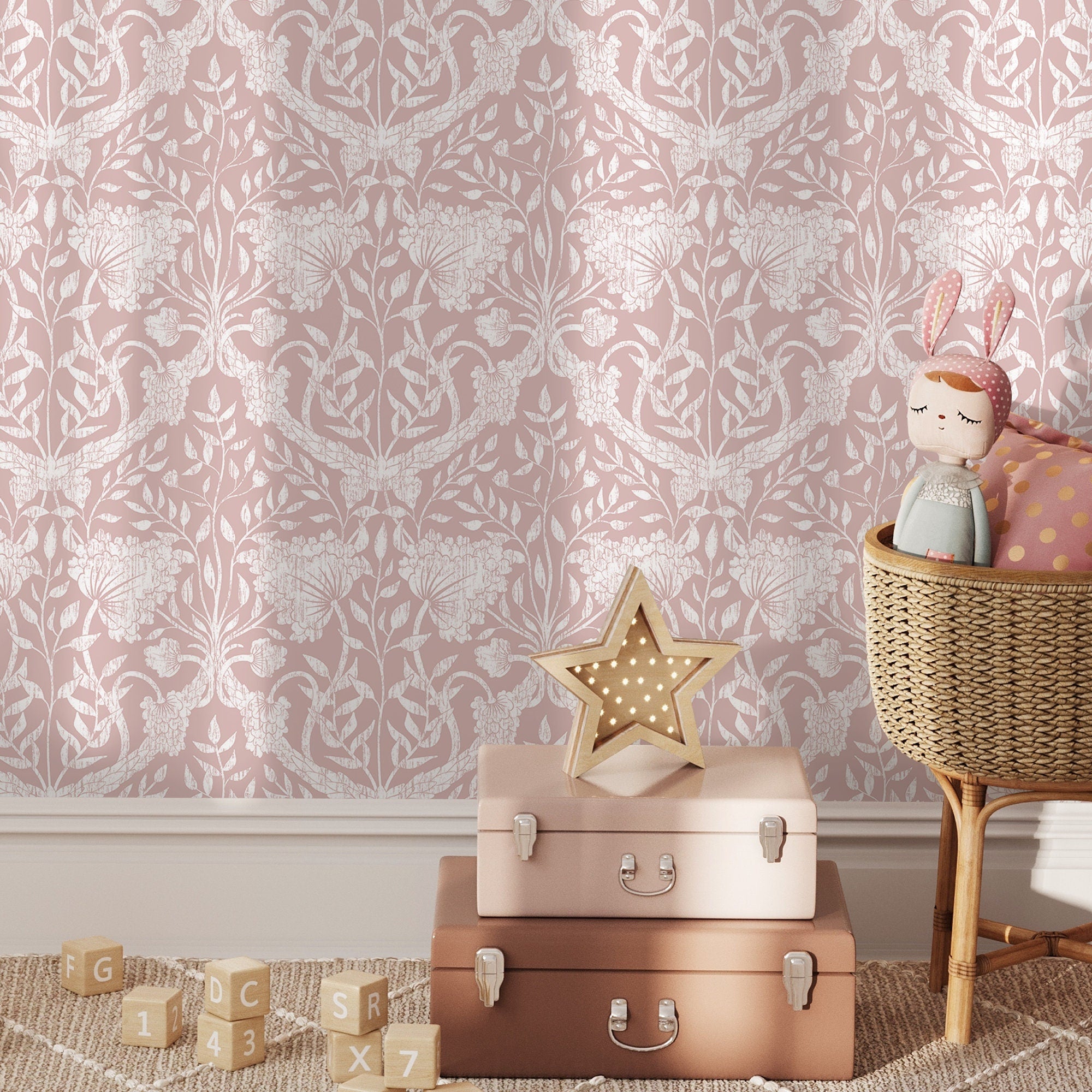 Damask Wallpaper With An Elegant Floral Motif In Pink And White - D950