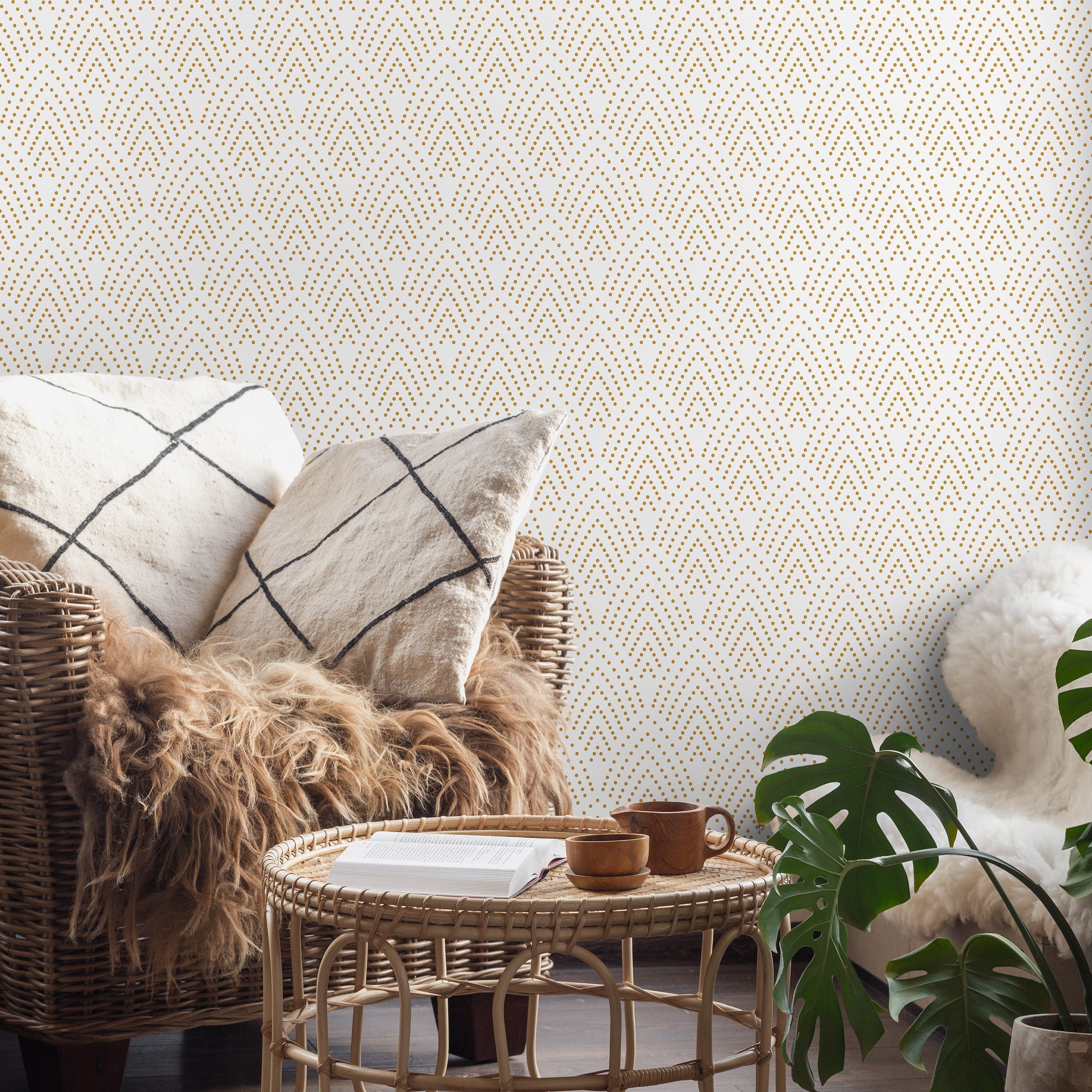 Geometric Wallpaper With A Dotted Arch Motif In Gold - A925
