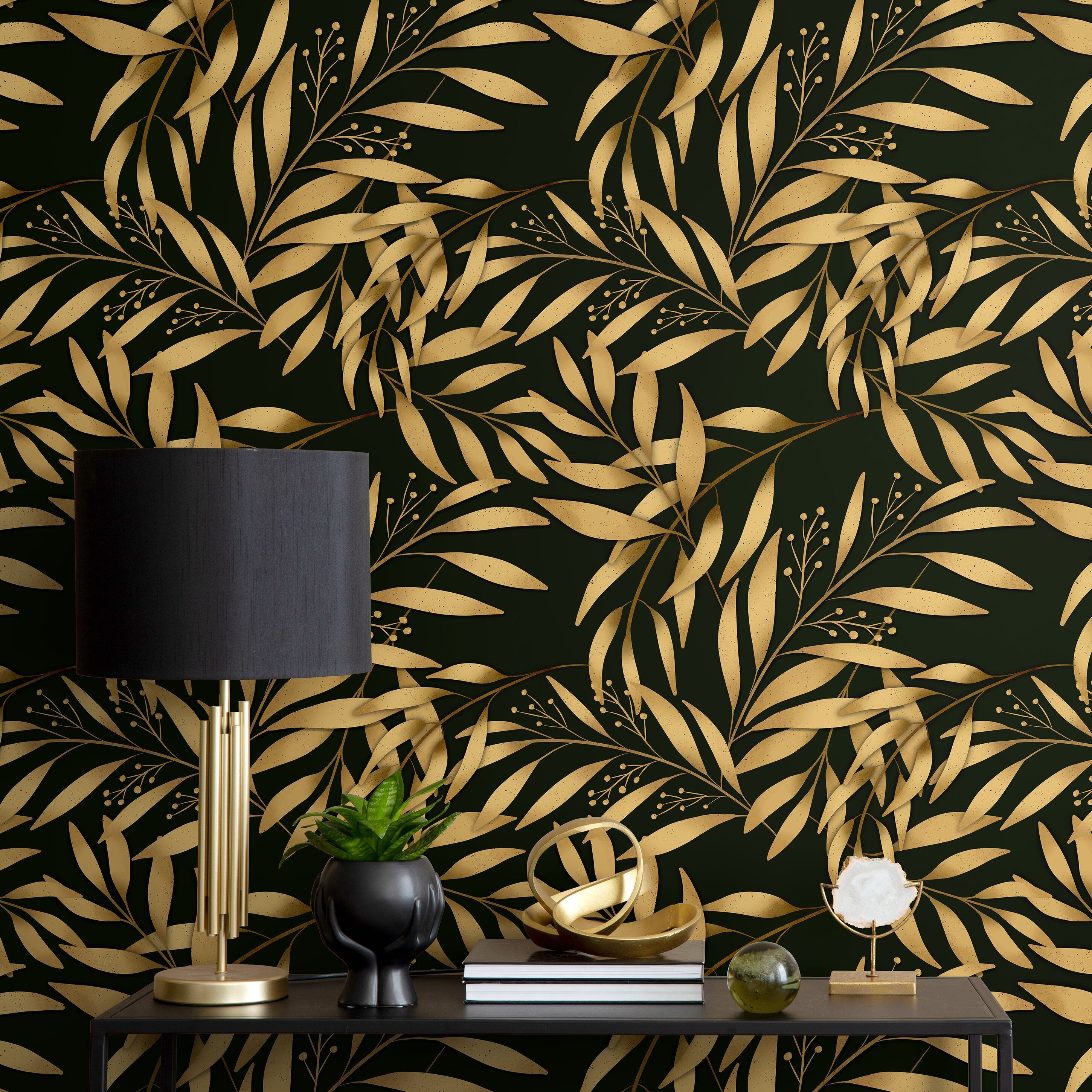 Botanical Wallpaper Featuring Elegant Golden Leaves In Gold And Black - X127