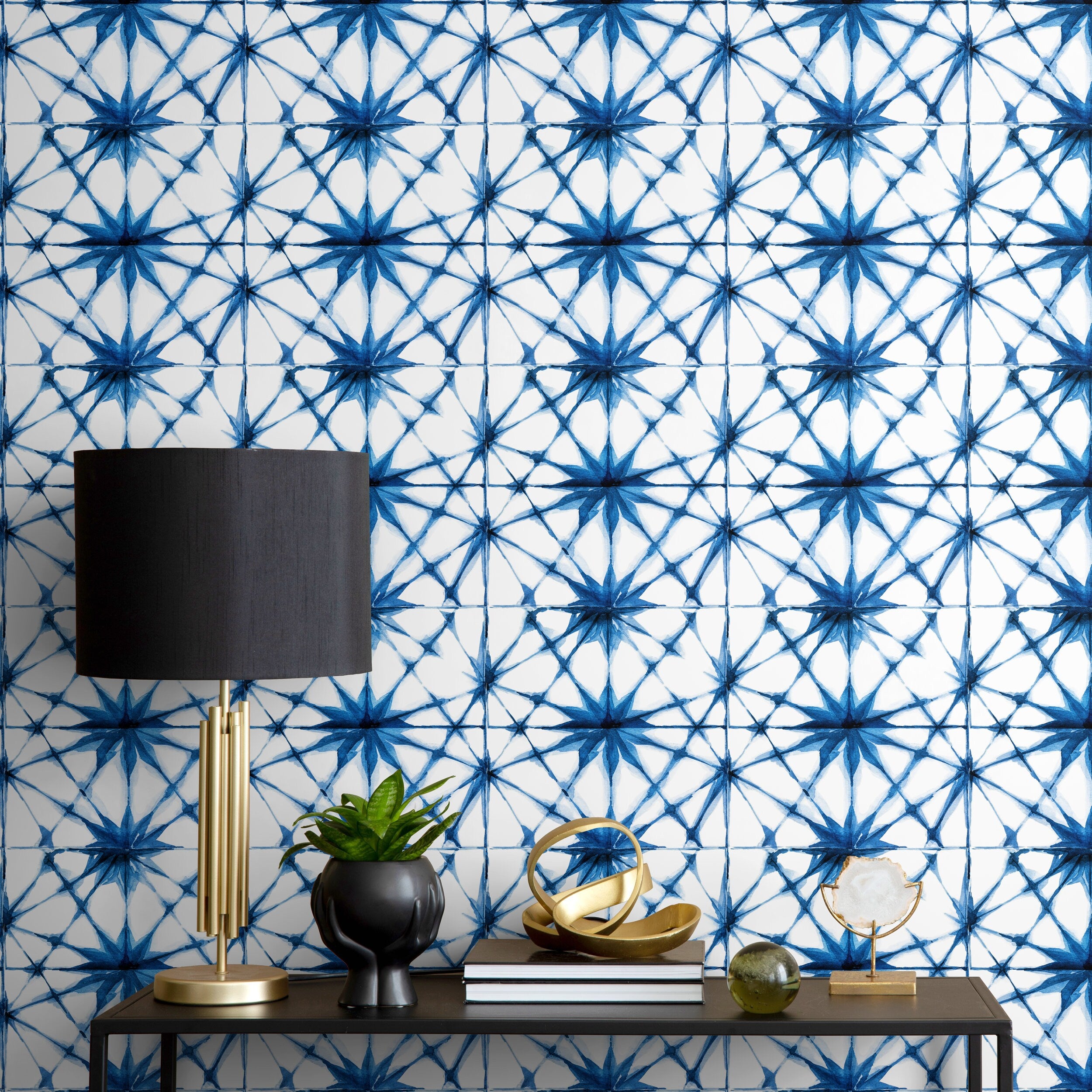 Geometric Wallpaper With A Shibori Starburst Motif In Blue - A175
