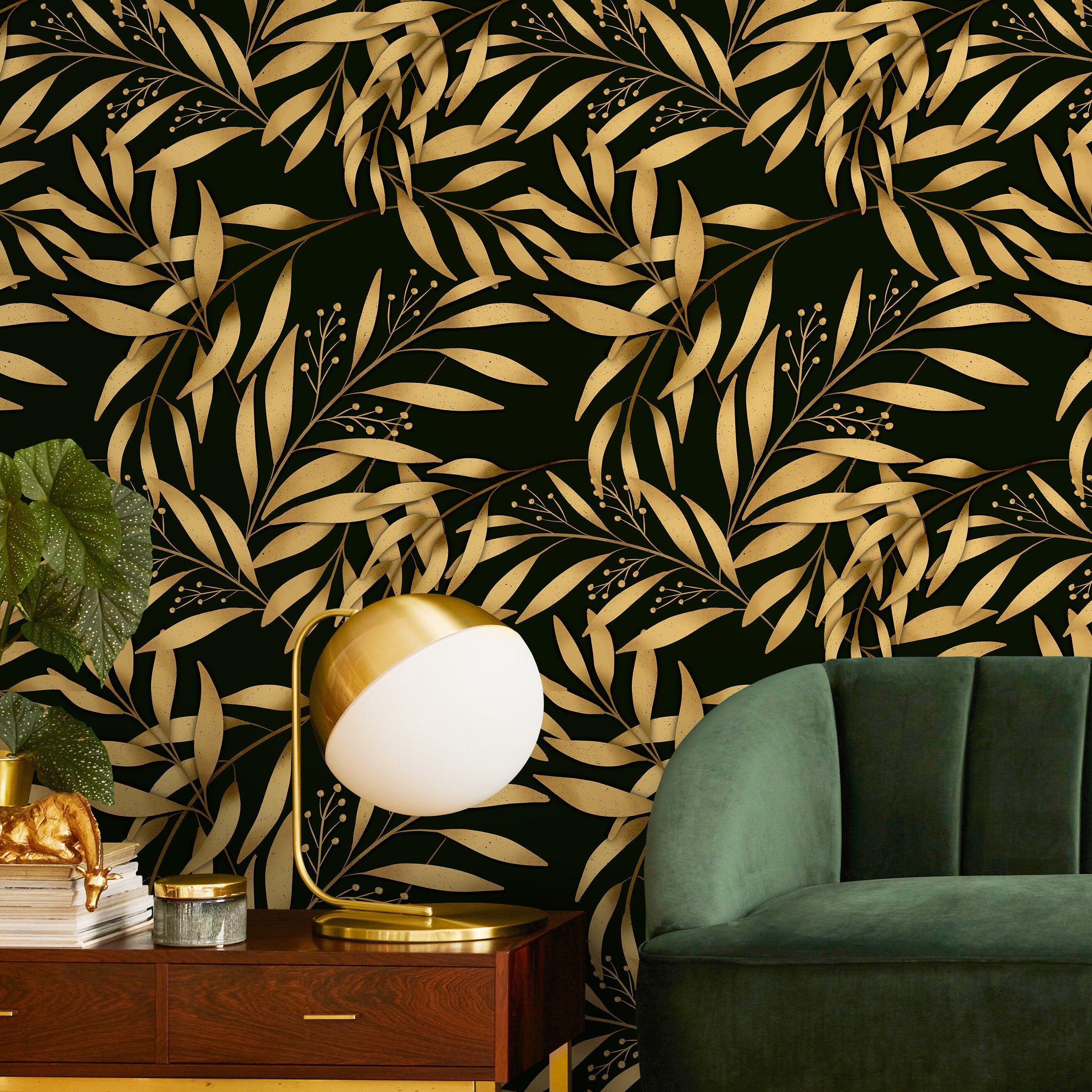 Botanical Wallpaper Featuring Elegant Golden Leaves In Gold And Black - X127
