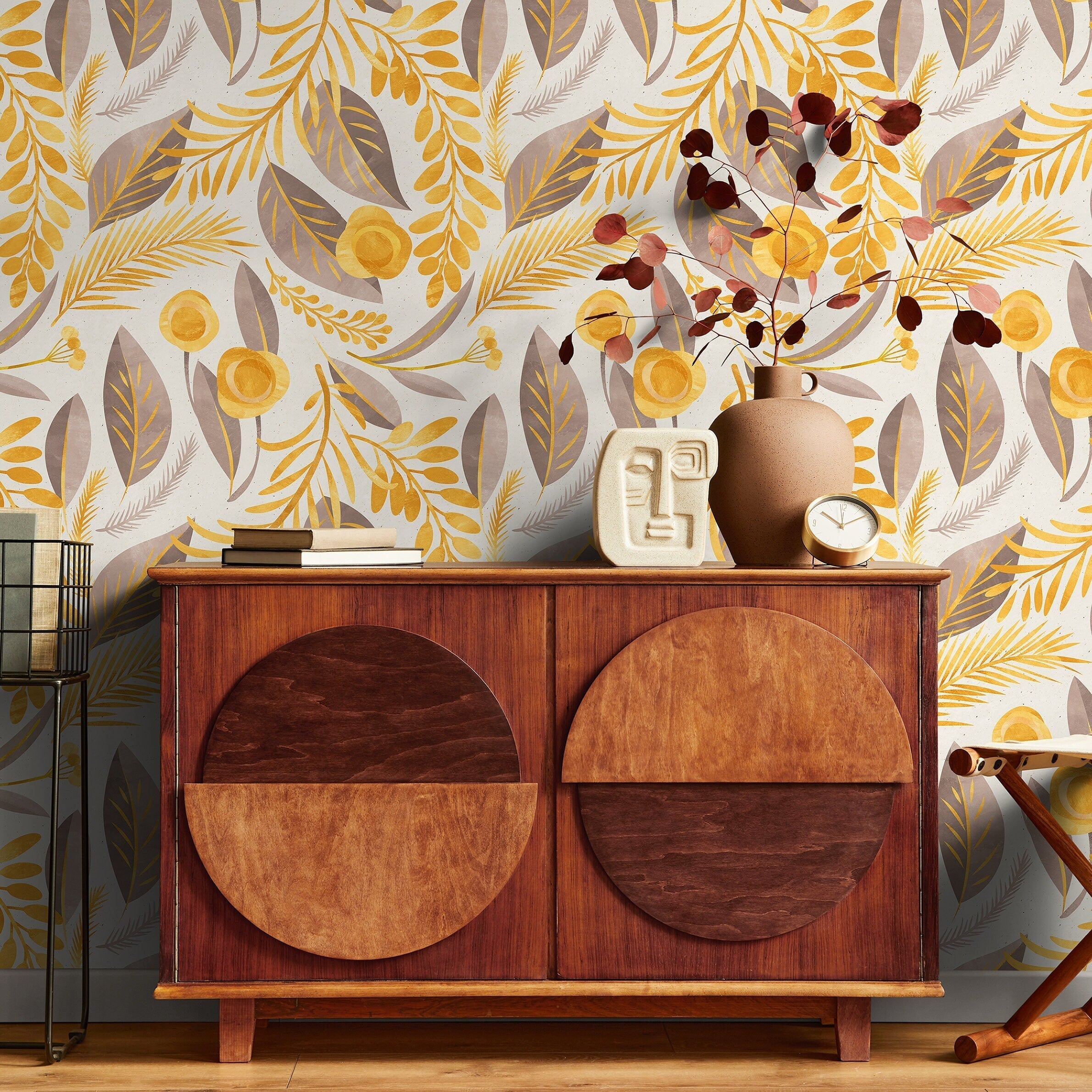 Botanical Wallpaper With Stylized Leaves And Flowers In Yellow And Taupe - A386