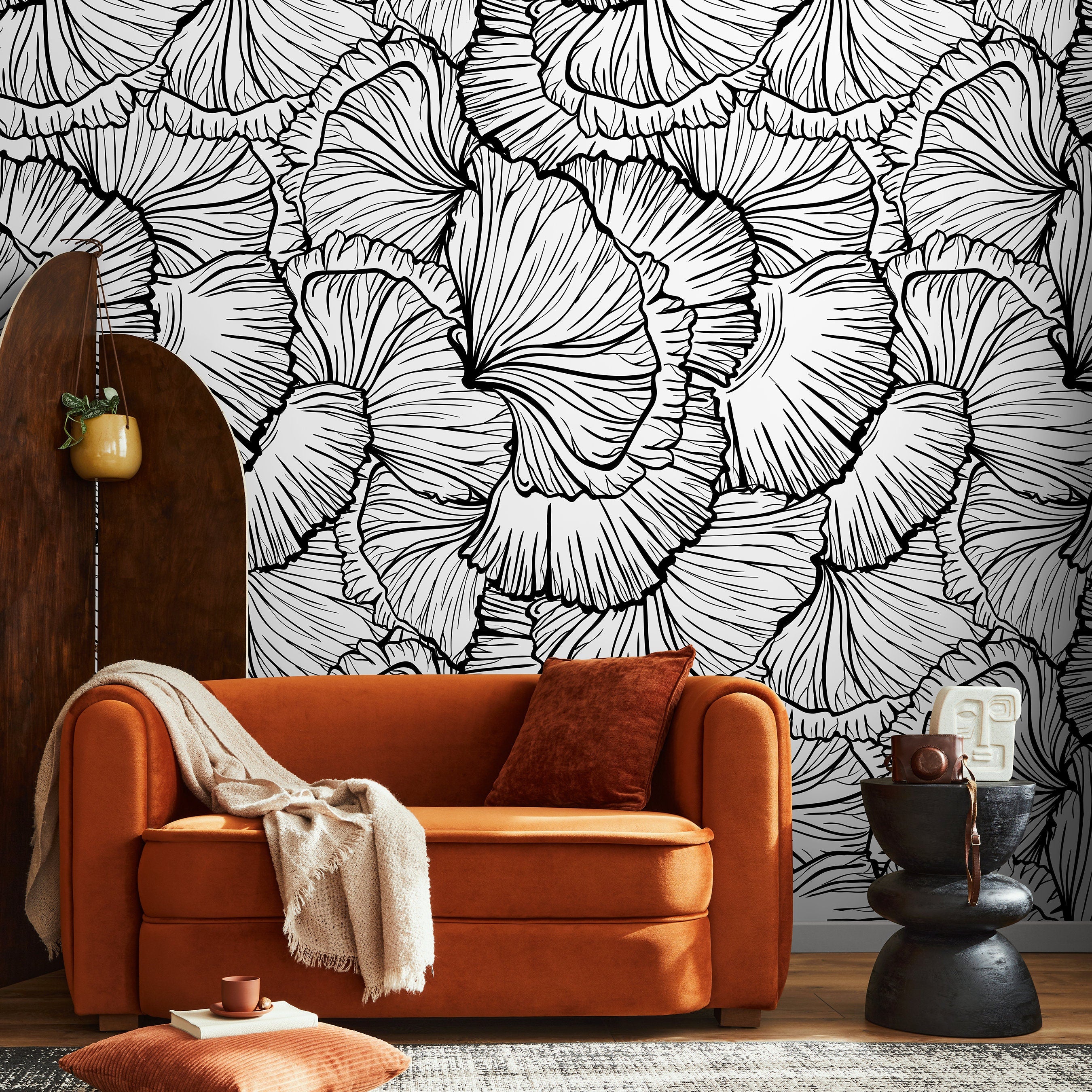 Abstract Wallpaper Featuring Large Graphic Leaves In Black And White - A524