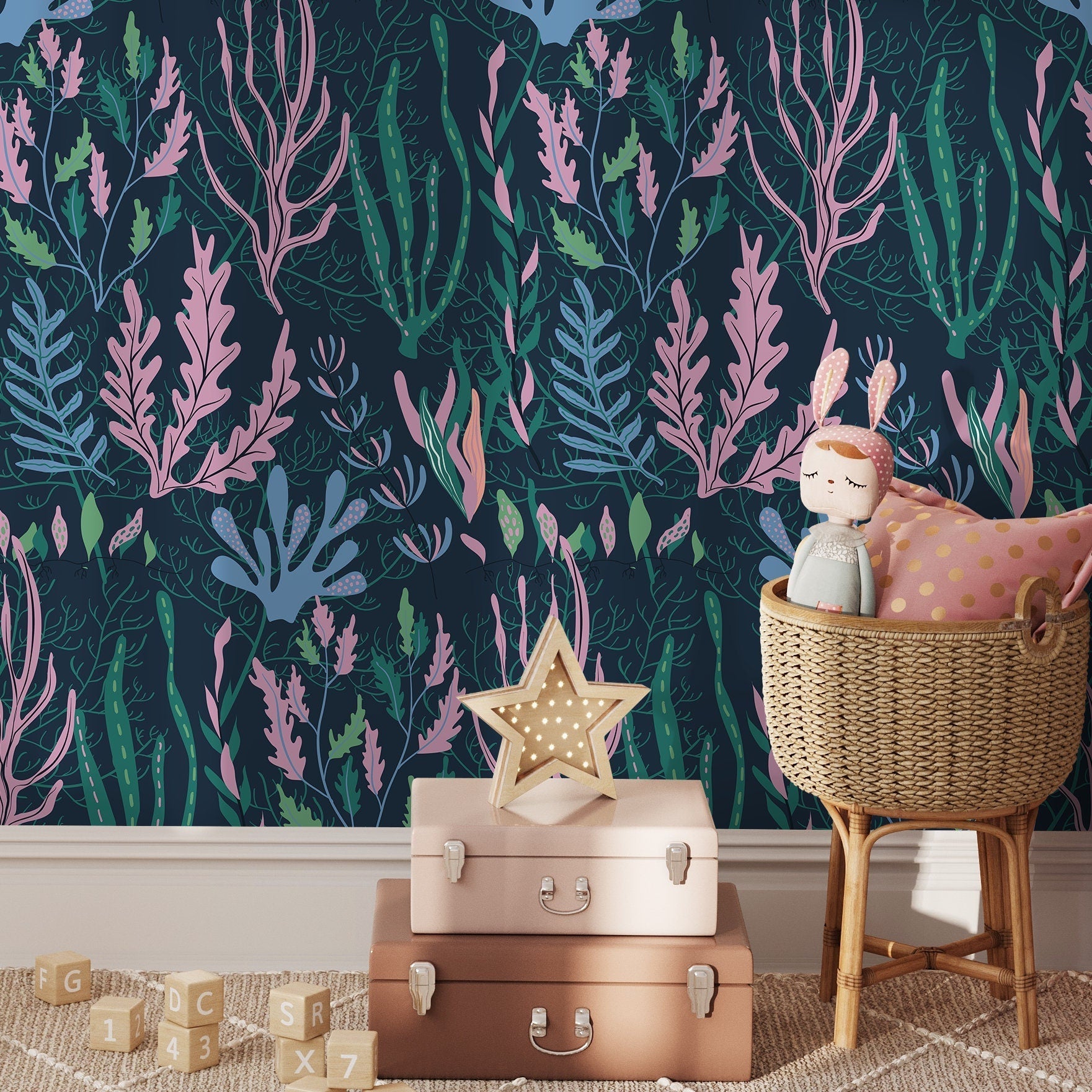 Coastal Wallpaper With A Stylized Seaweed Motif In Navy, Pink, And Green - A575