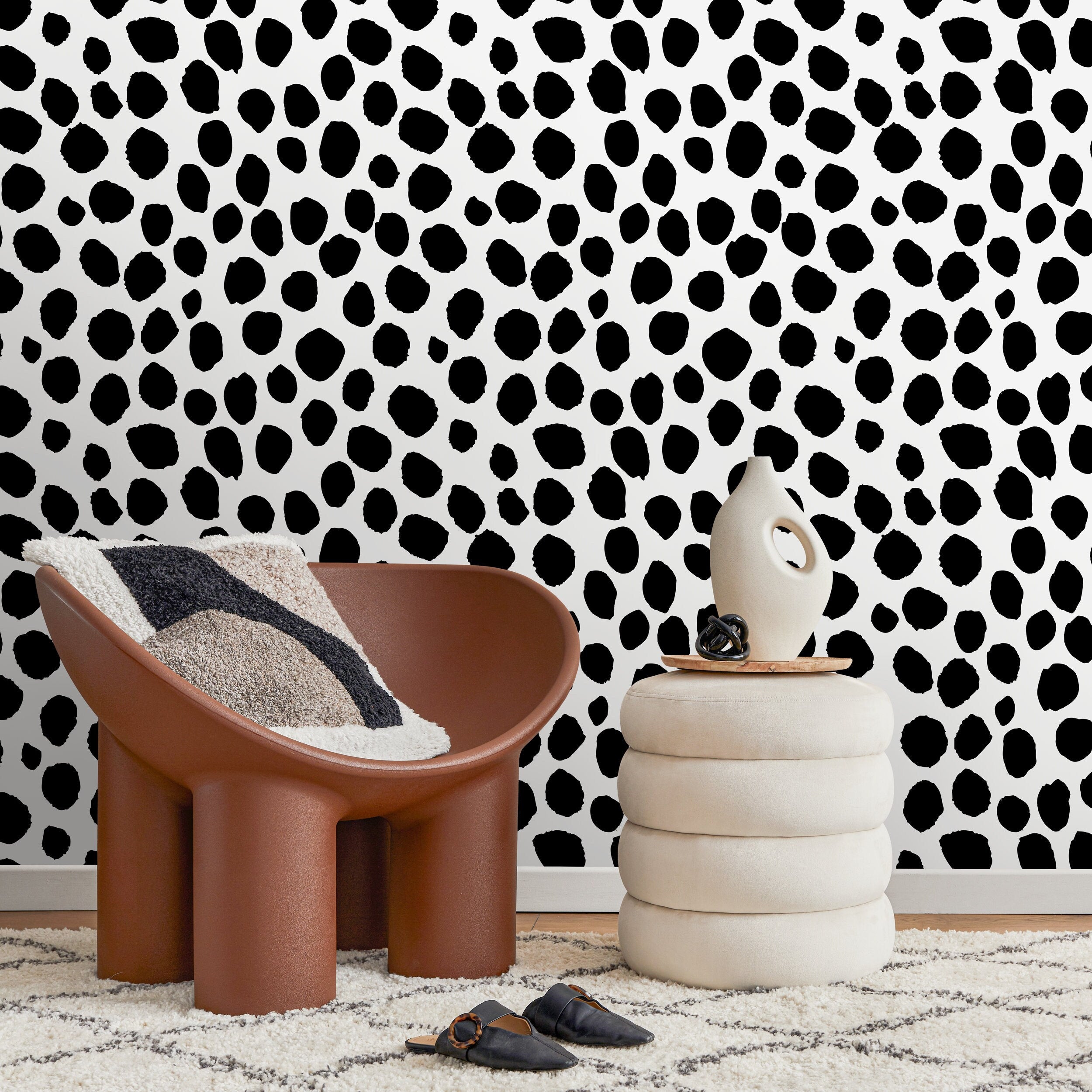 Animal Print Wallpaper With Organic Dalmatian Spots In Black And White - A325