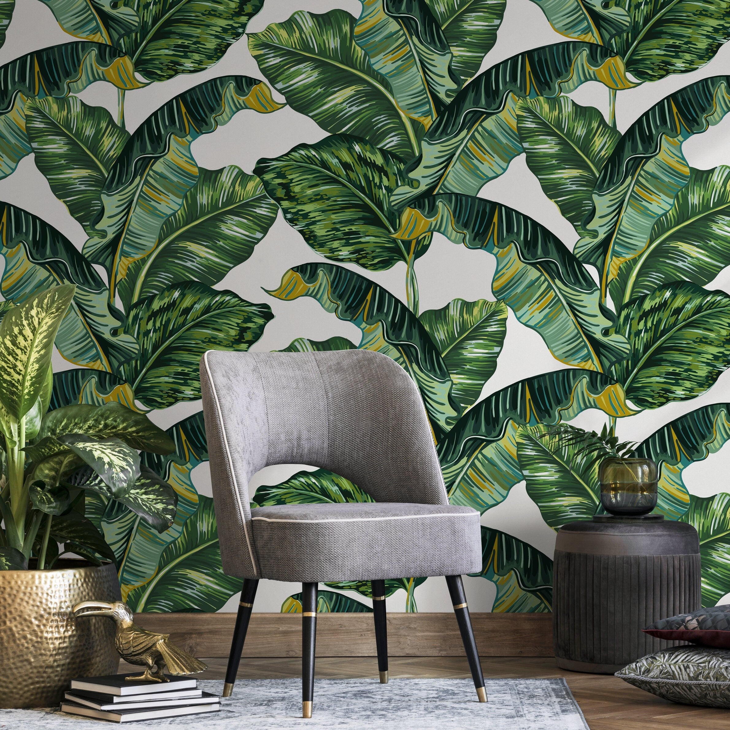Botanical Wallpaper With A Lush Banana Leaf Motif In Green And Yellow - A276
