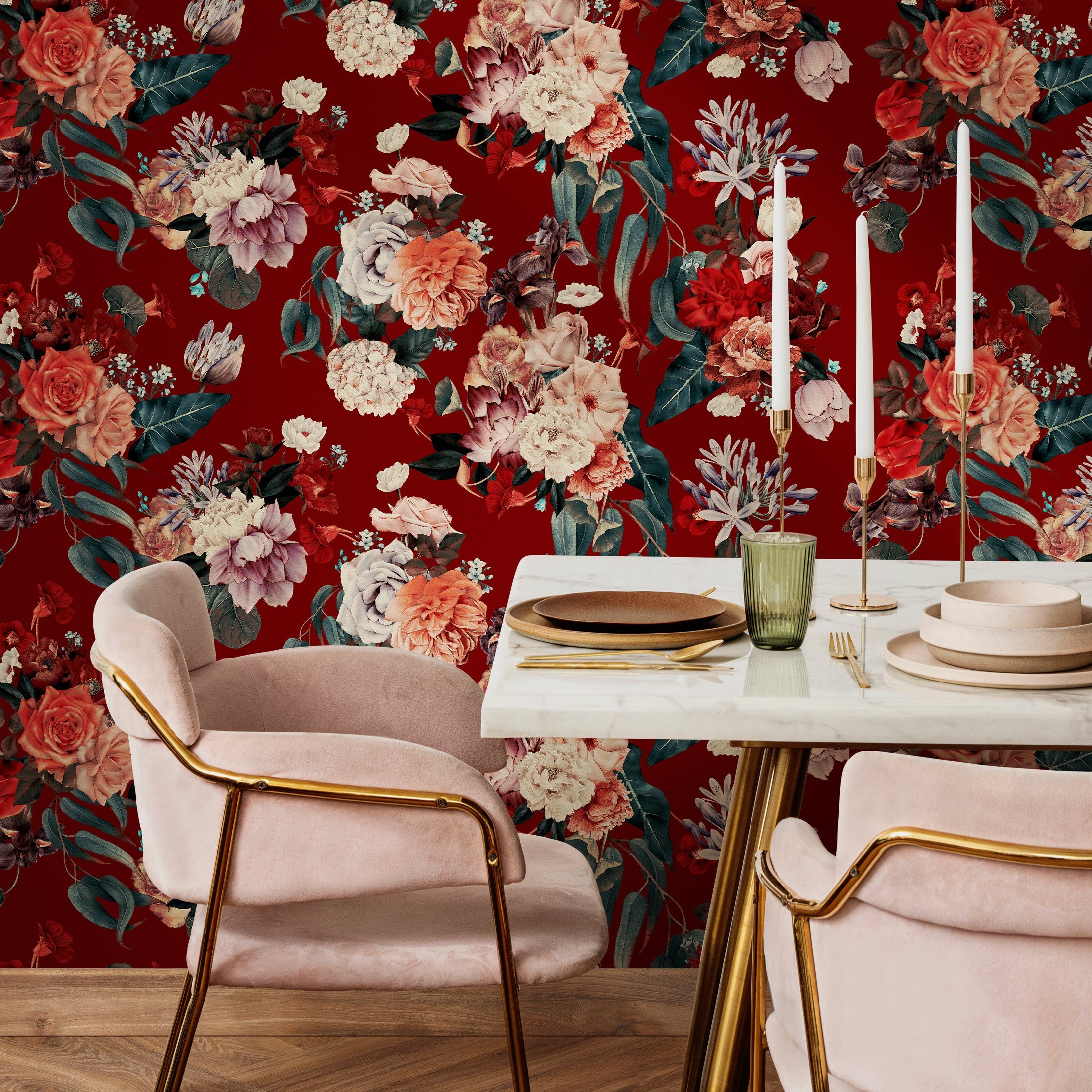 Floral Wallpaper With A Vintage Bouquet In Red, Cream, And Pink - A848