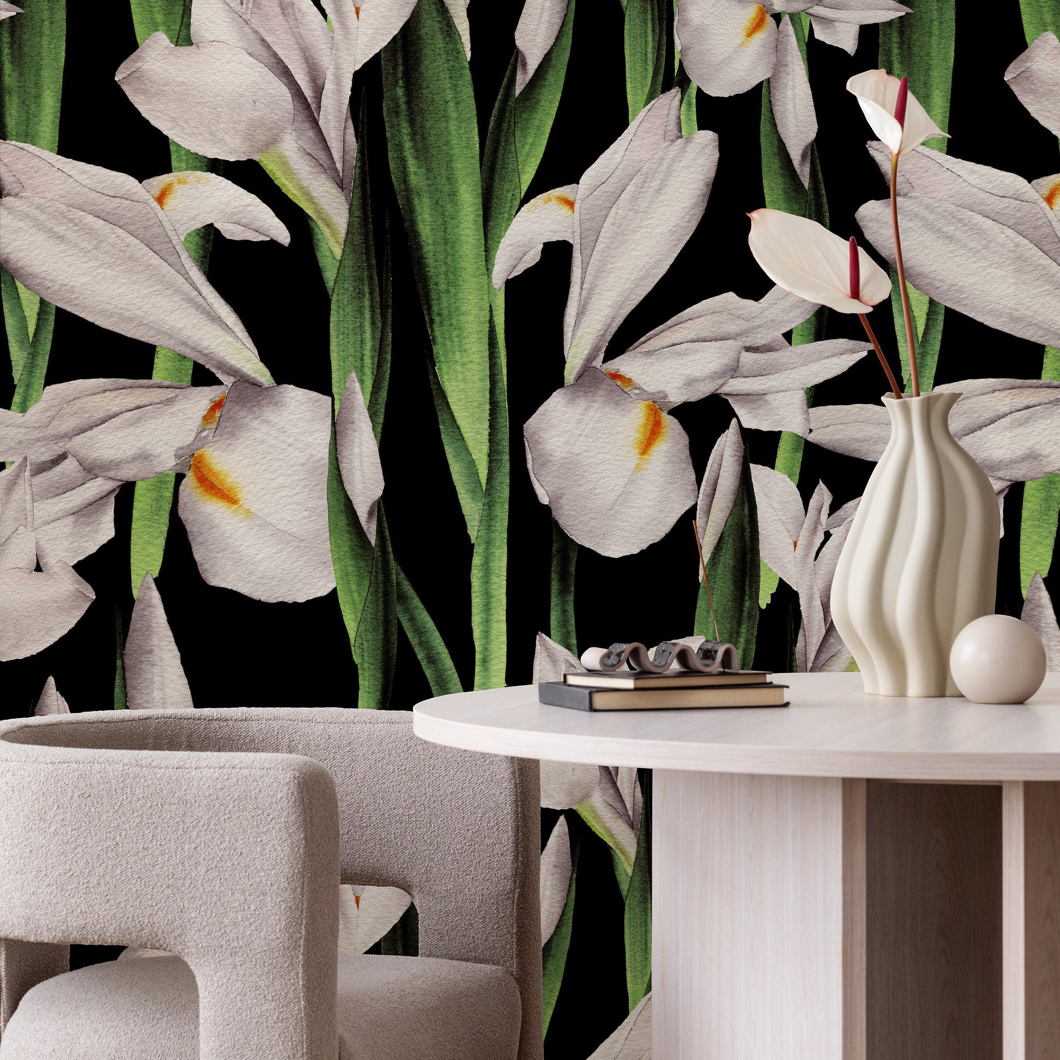 Floral Wallpaper Featuring Watercolor Irises In Black, White, And Green - A844