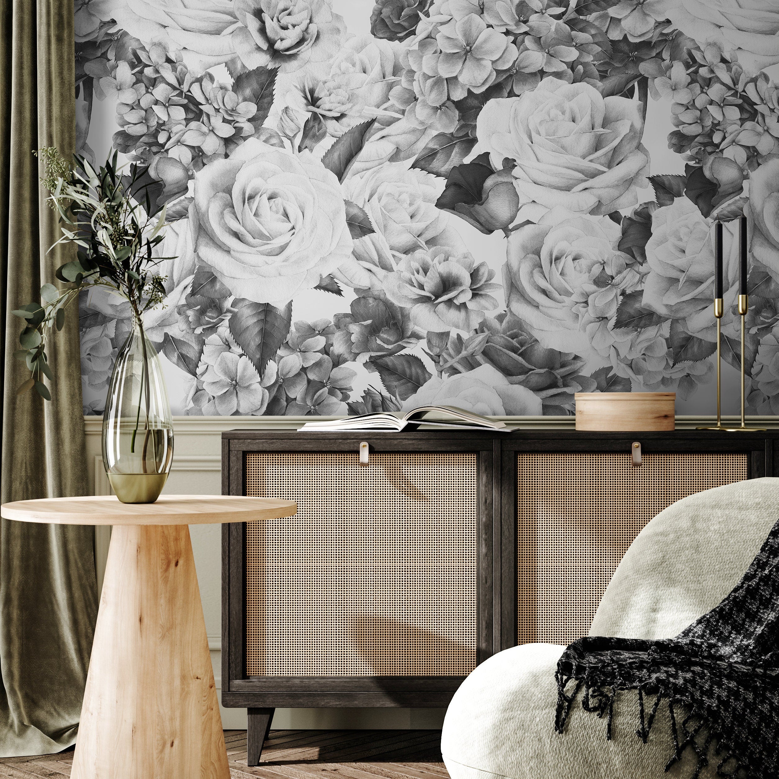 Vintage Floral Wallpaper With Large Roses In Black And White - A240