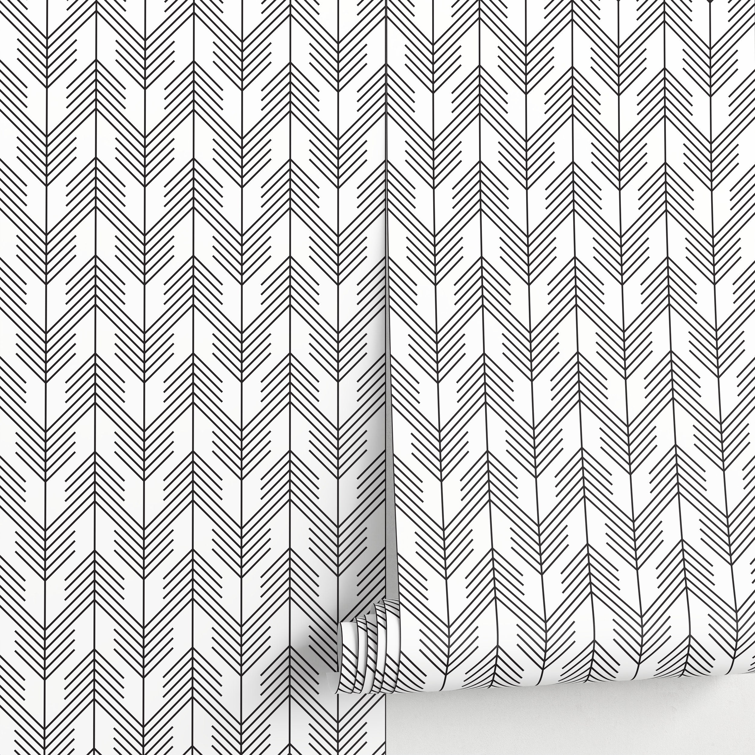 Geometric Wallpaper With A Modern Arrow Motif In Black And White - A345