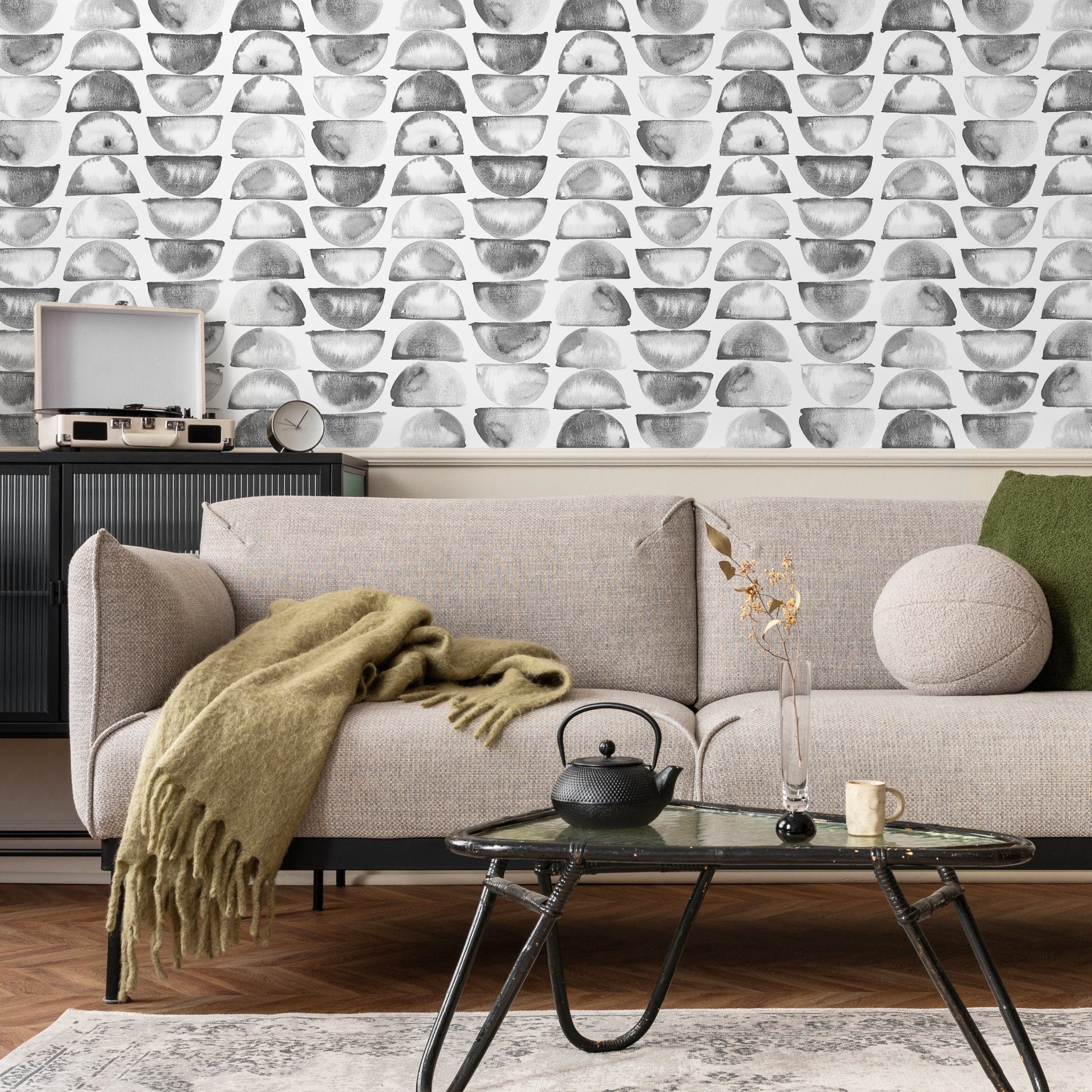 Geometric Wallpaper With A Watercolor Half-moon Motif In Gray And Black - A348