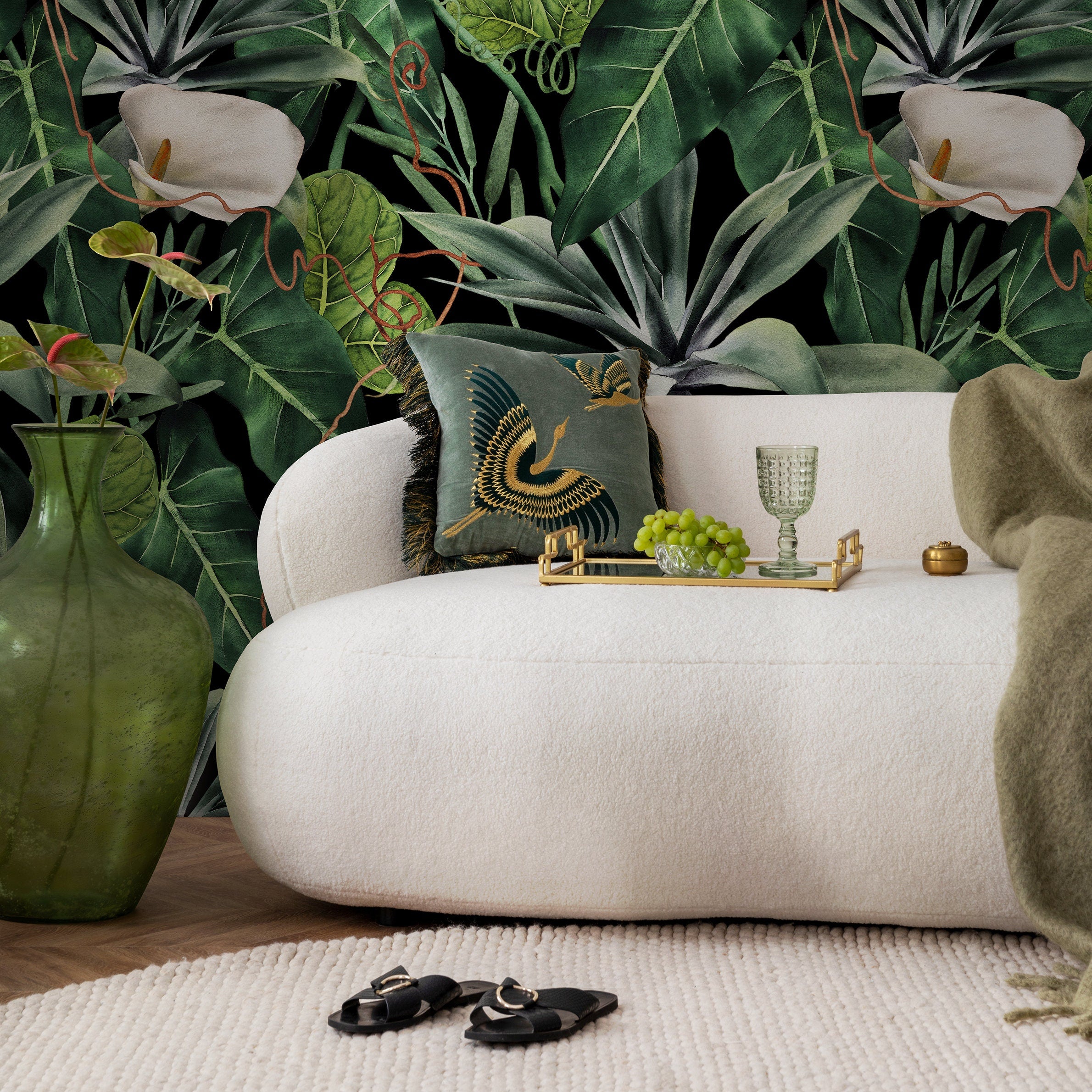 Botanical Wallpaper With Calla Lilies And Lush Leaves In Green, White, And Black - A843