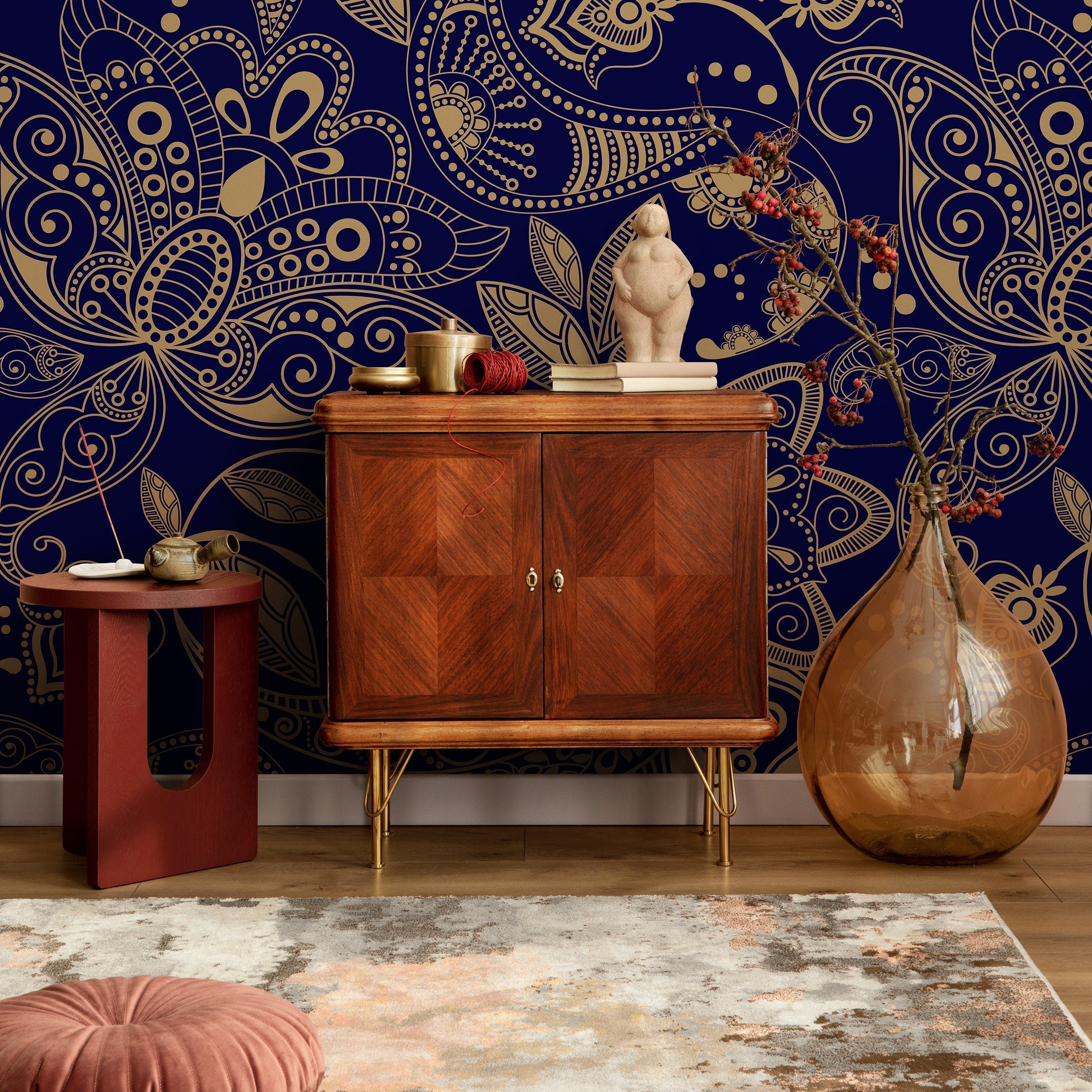 Paisley Wallpaper With An Intricate Ornamental Motif In Blue And Gold - A898
