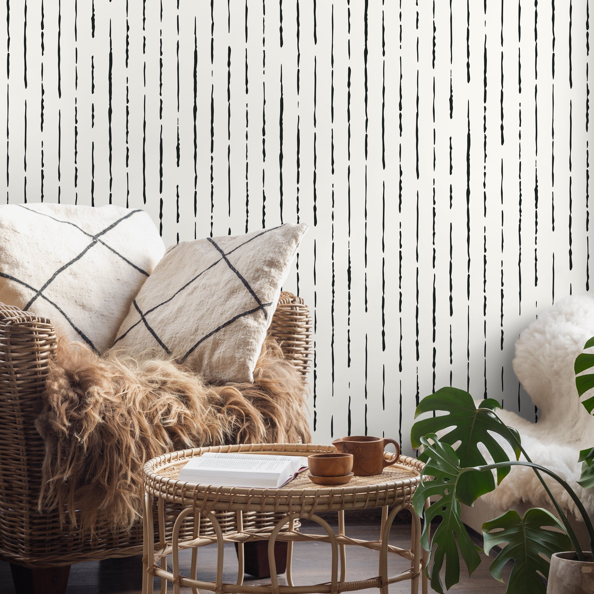 Abstract Wallpaper With A Dripping Lines Motif In Black - B101