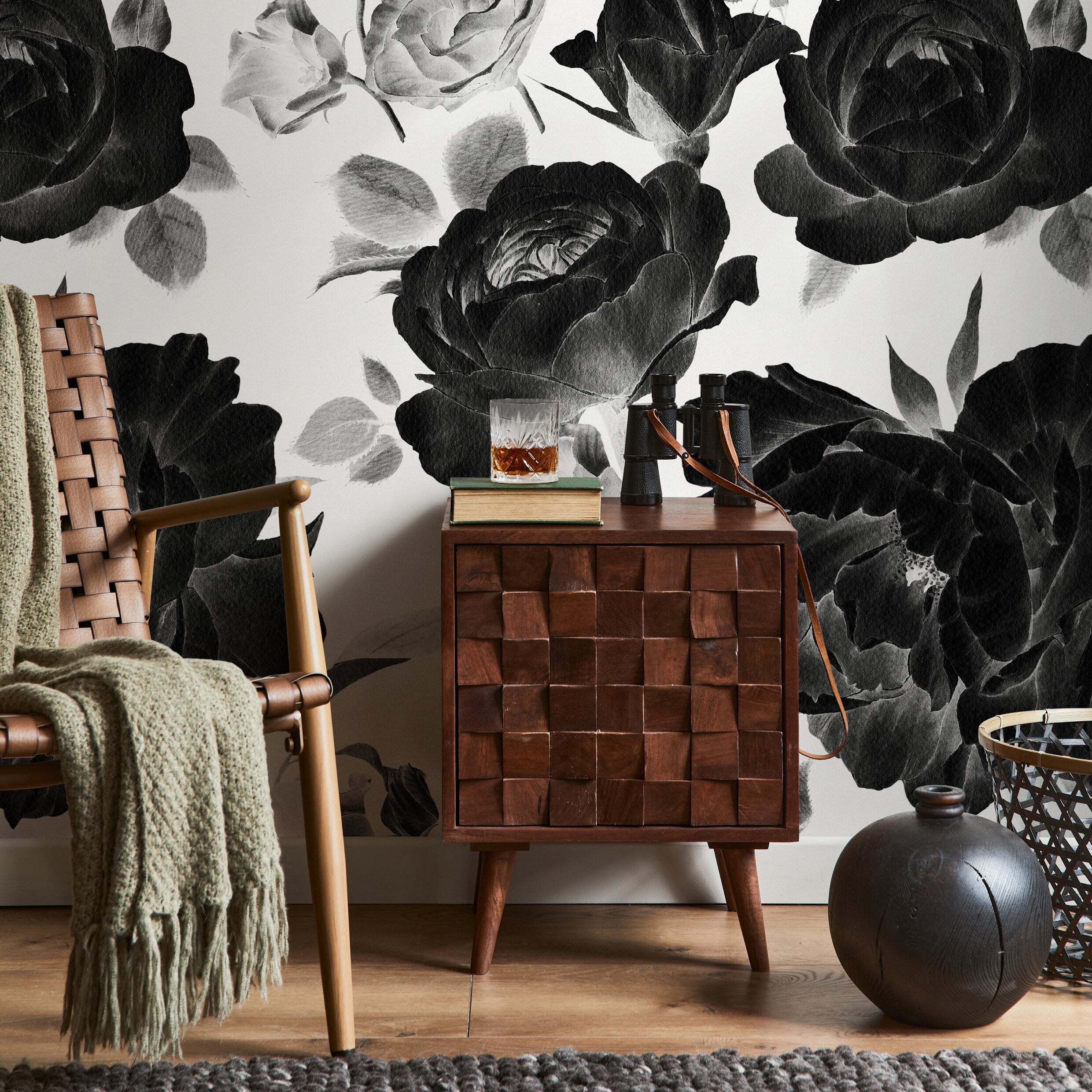 Floral Wallpaper With A Dramatic Rose Motif In Black And Gray - B162