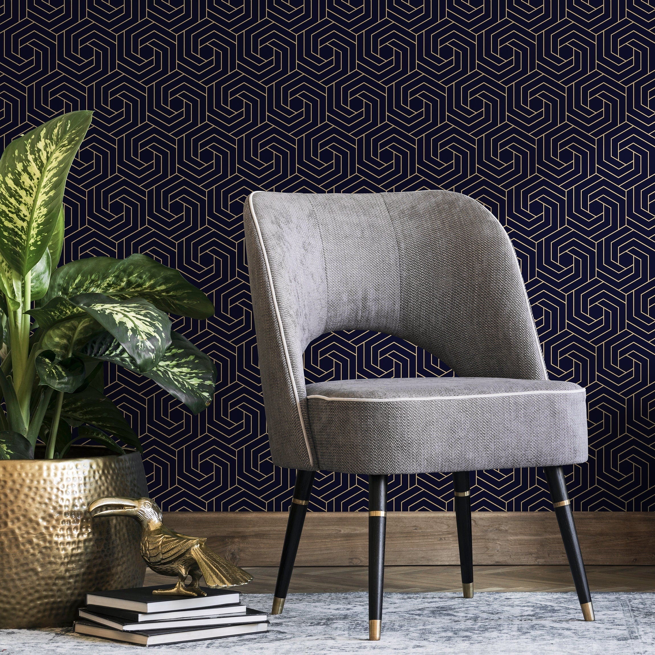 Art Deco Wallpaper With A Swirling Hexagonal Motif In Navy Blue And Gold - B255