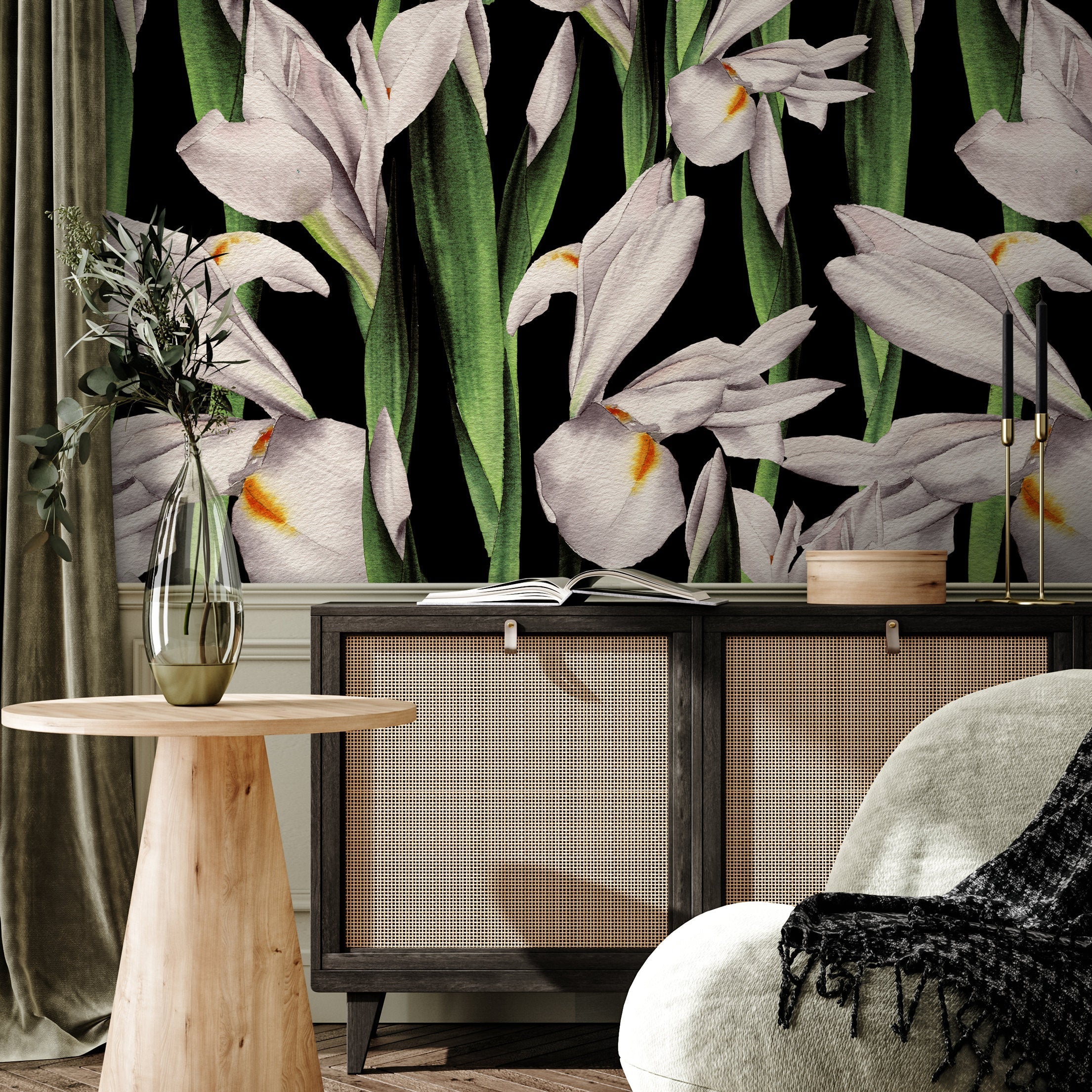 Floral Wallpaper Featuring Watercolor Irises In Black, White, And Green - A844