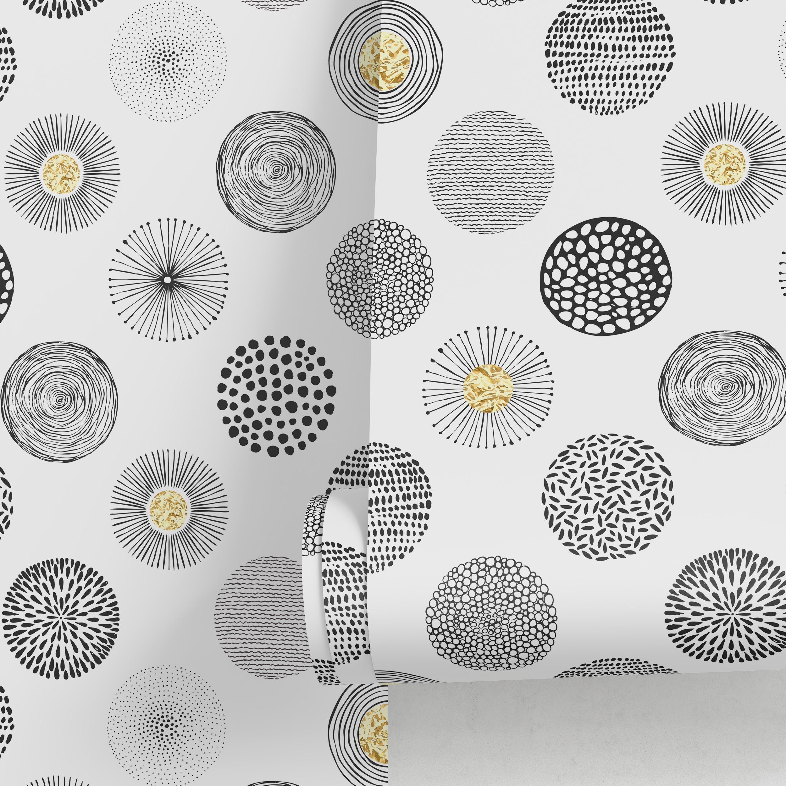 Geometric Wallpaper With Hand-drawn Circles In Black And Gold - A029