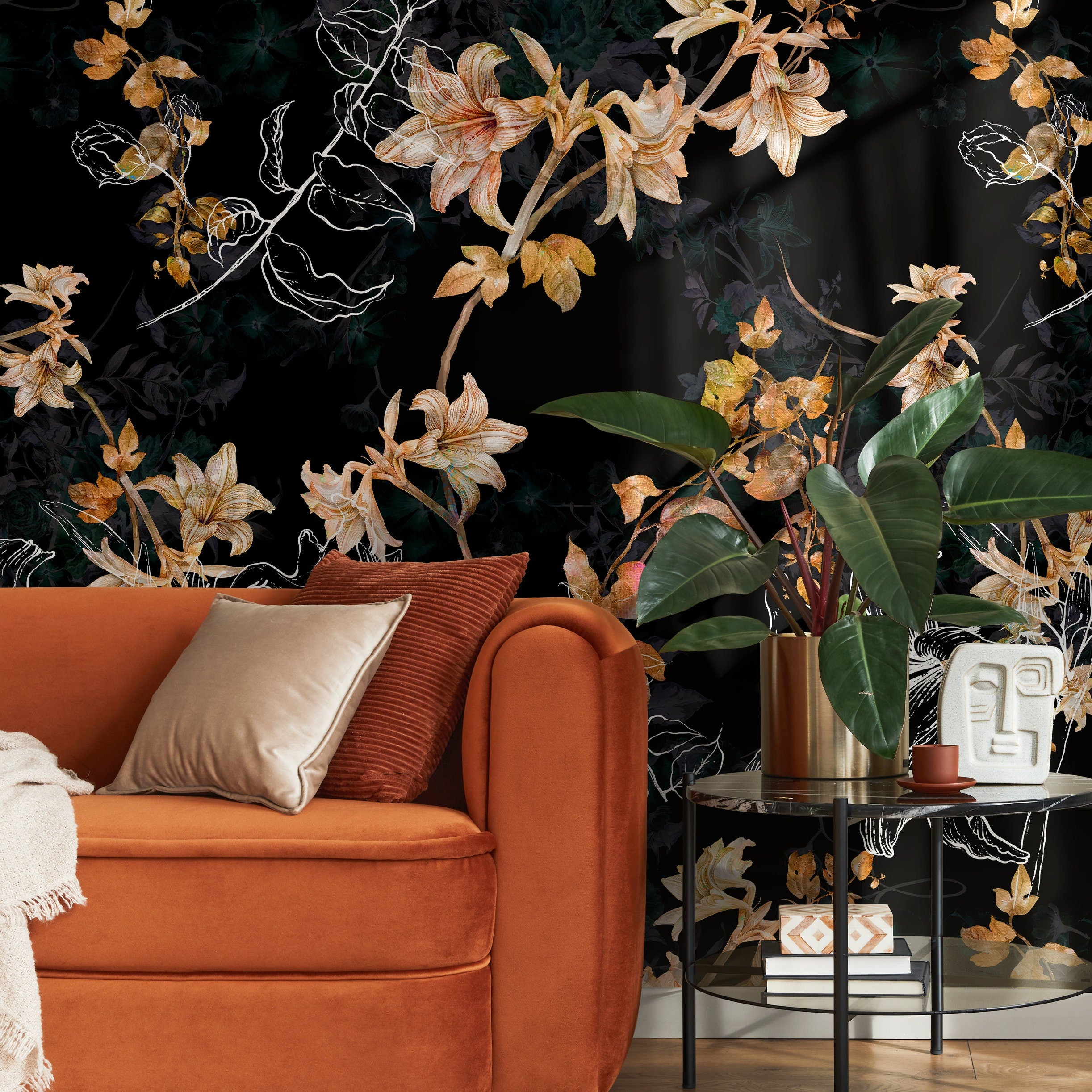 Floral Wallpaper With Sketched And Painted Lilies In Black, Gold, And White - B272