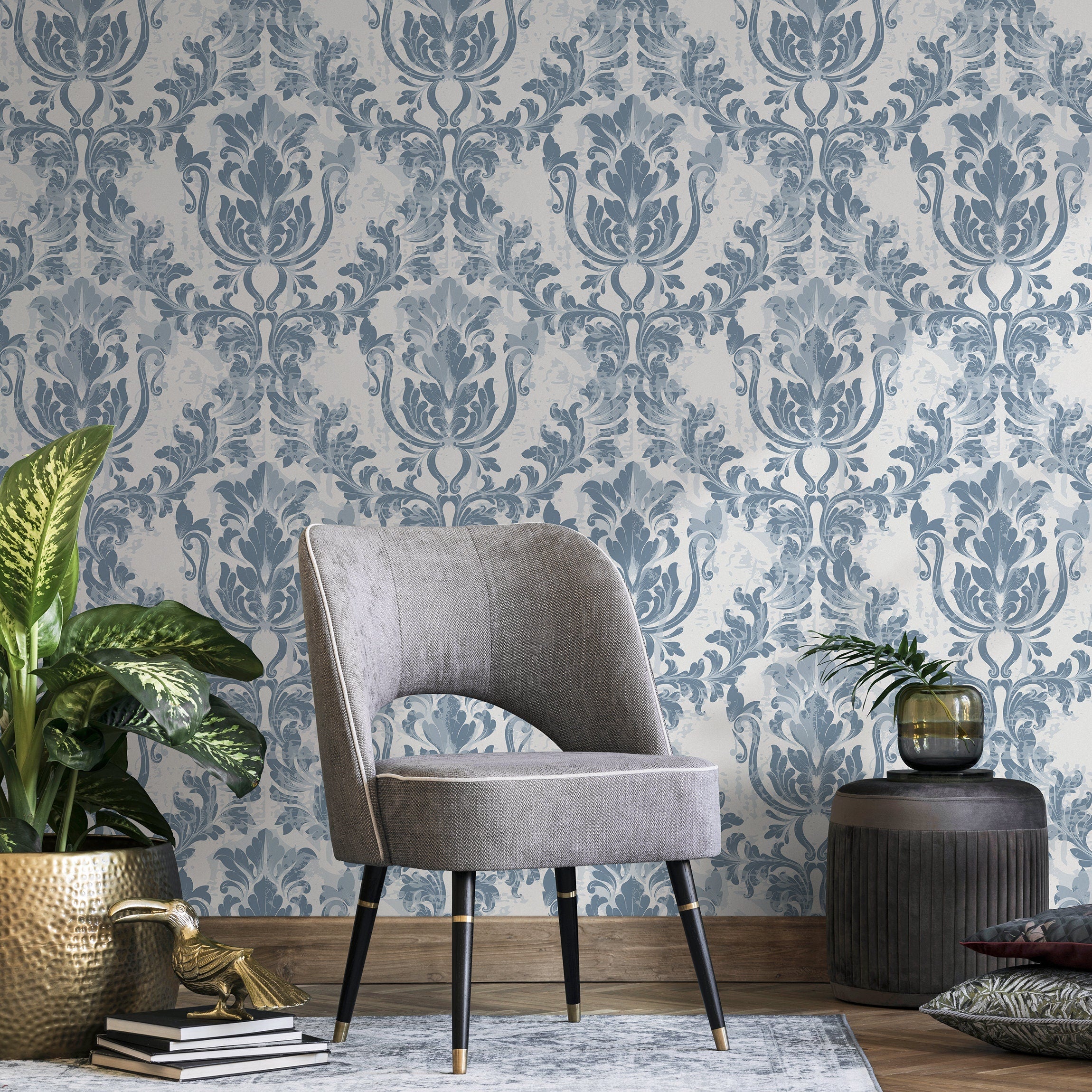 Damask Wallpaper With A Distressed Motif In Blue - B781