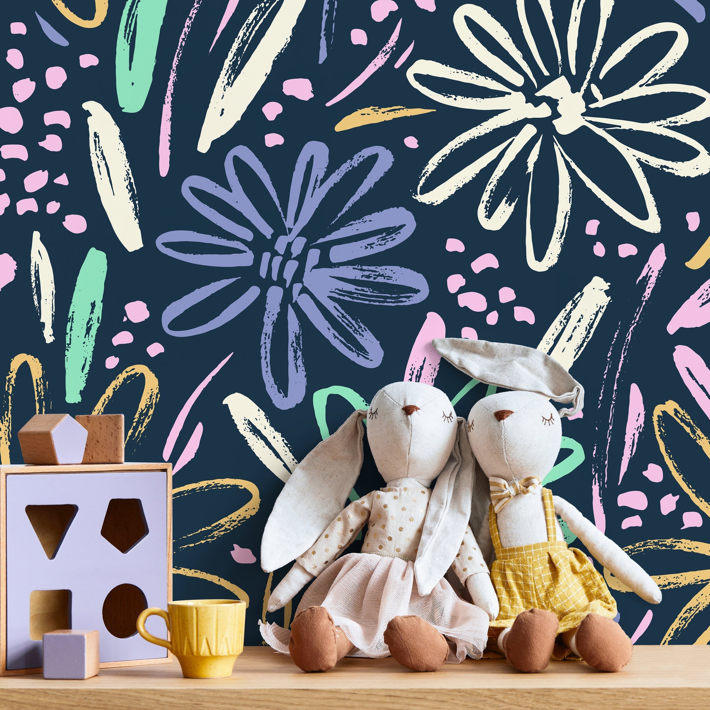 Floral Wallpaper With Painterly Brush Stroke Daisies In Yellow, Mint, And Blue - B332