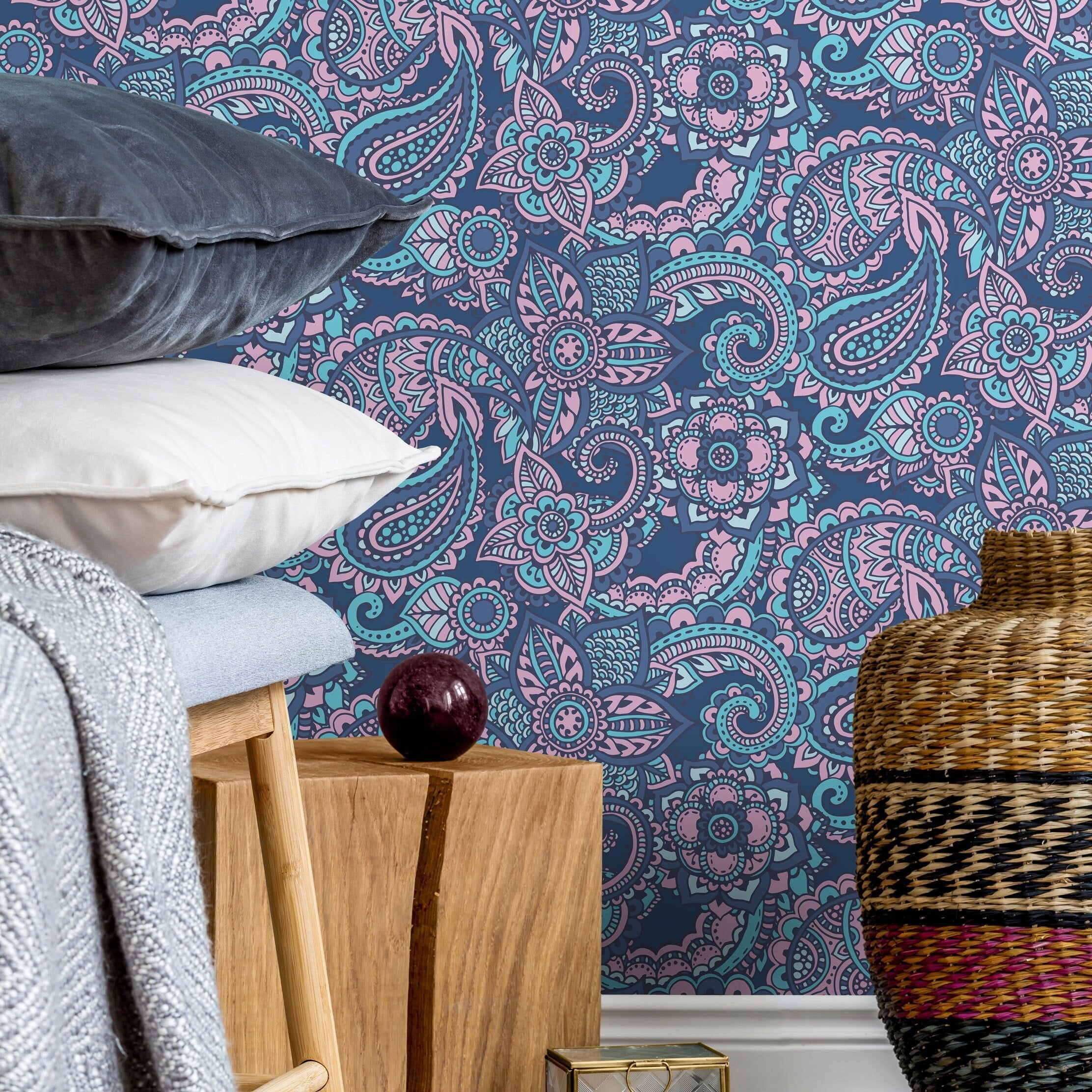Paisley Wallpaper With Intricate Florals In Navy Blue, Pink, And Teal - B382