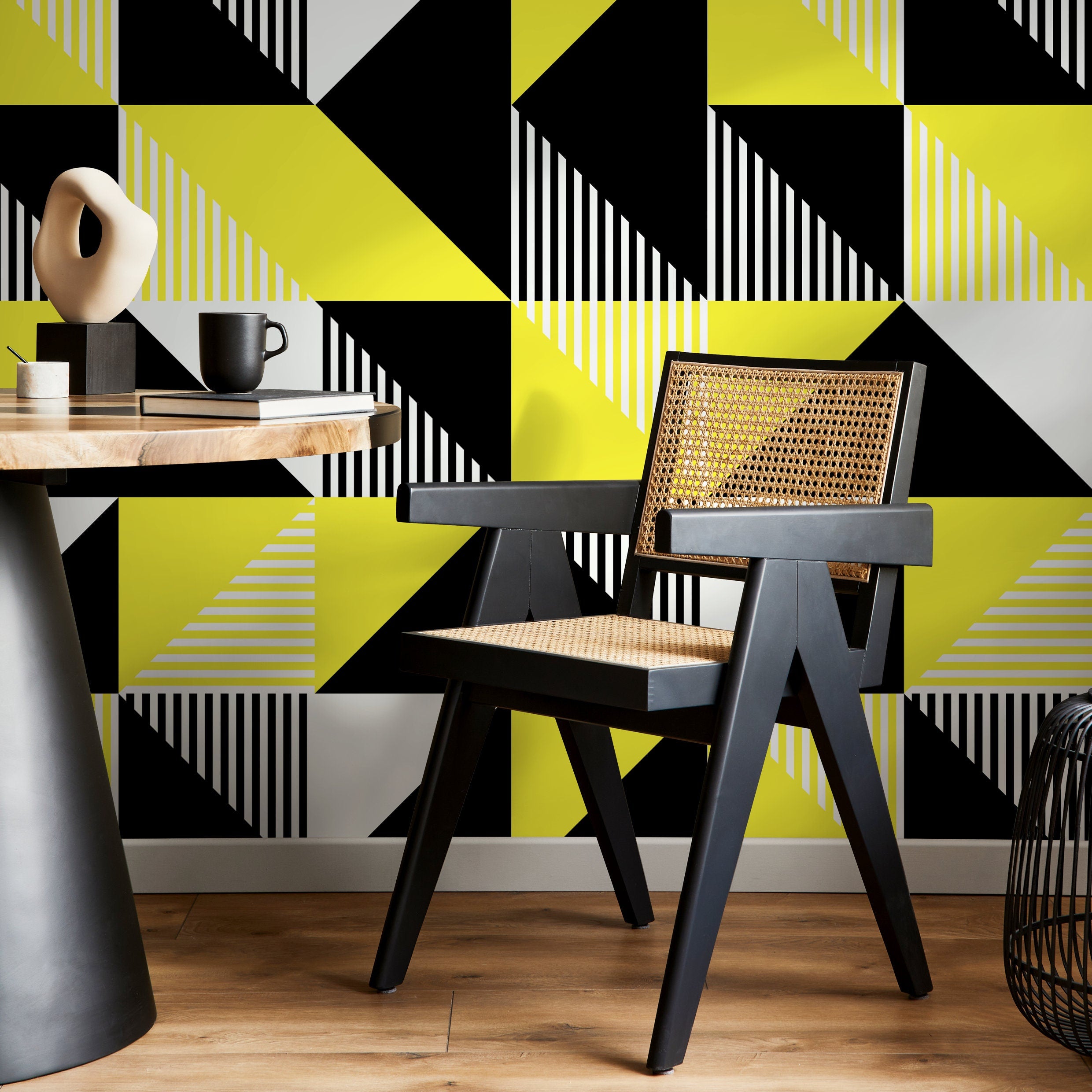 Geometric Wallpaper With A Bold Triangle And Stripe Pattern In Black, Yellow, And Gray - B076