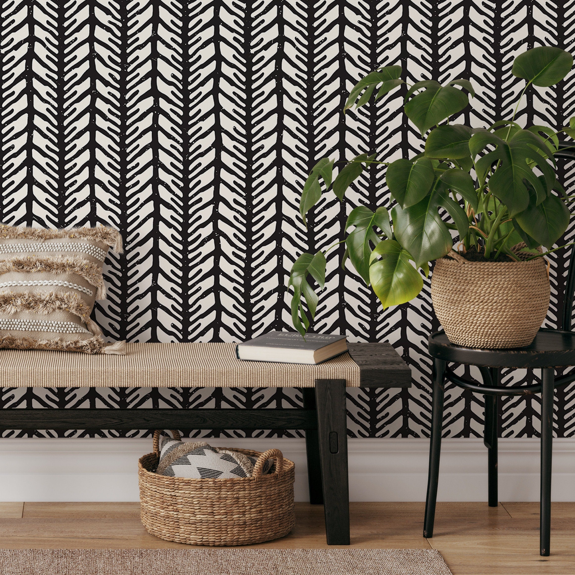 Geometric Wallpaper With A Hand-drawn Chevron Motif In Black And White - B410