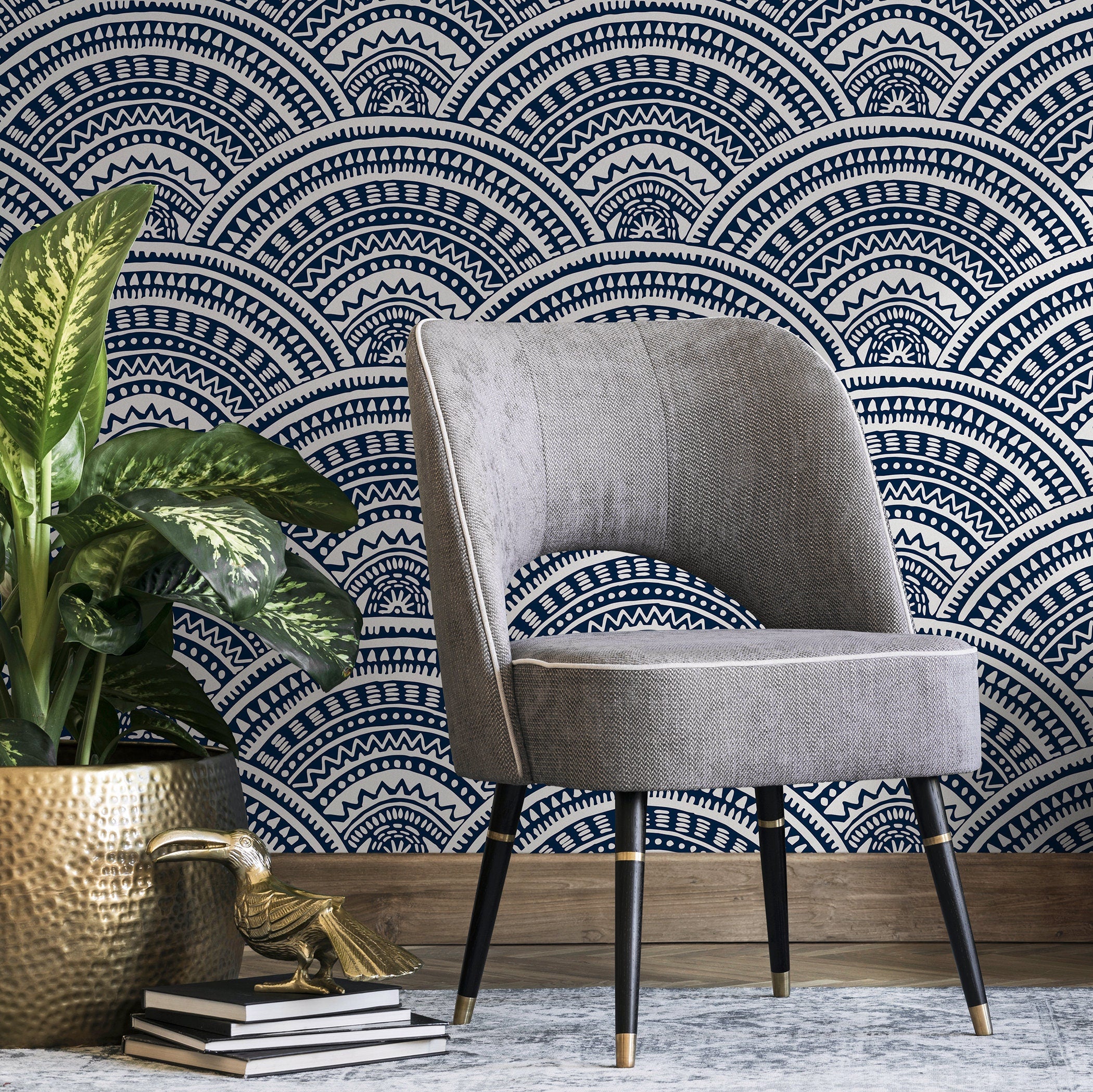 Geometric Wallpaper With A Tribal Arch Motif In Navy Blue And White - B981