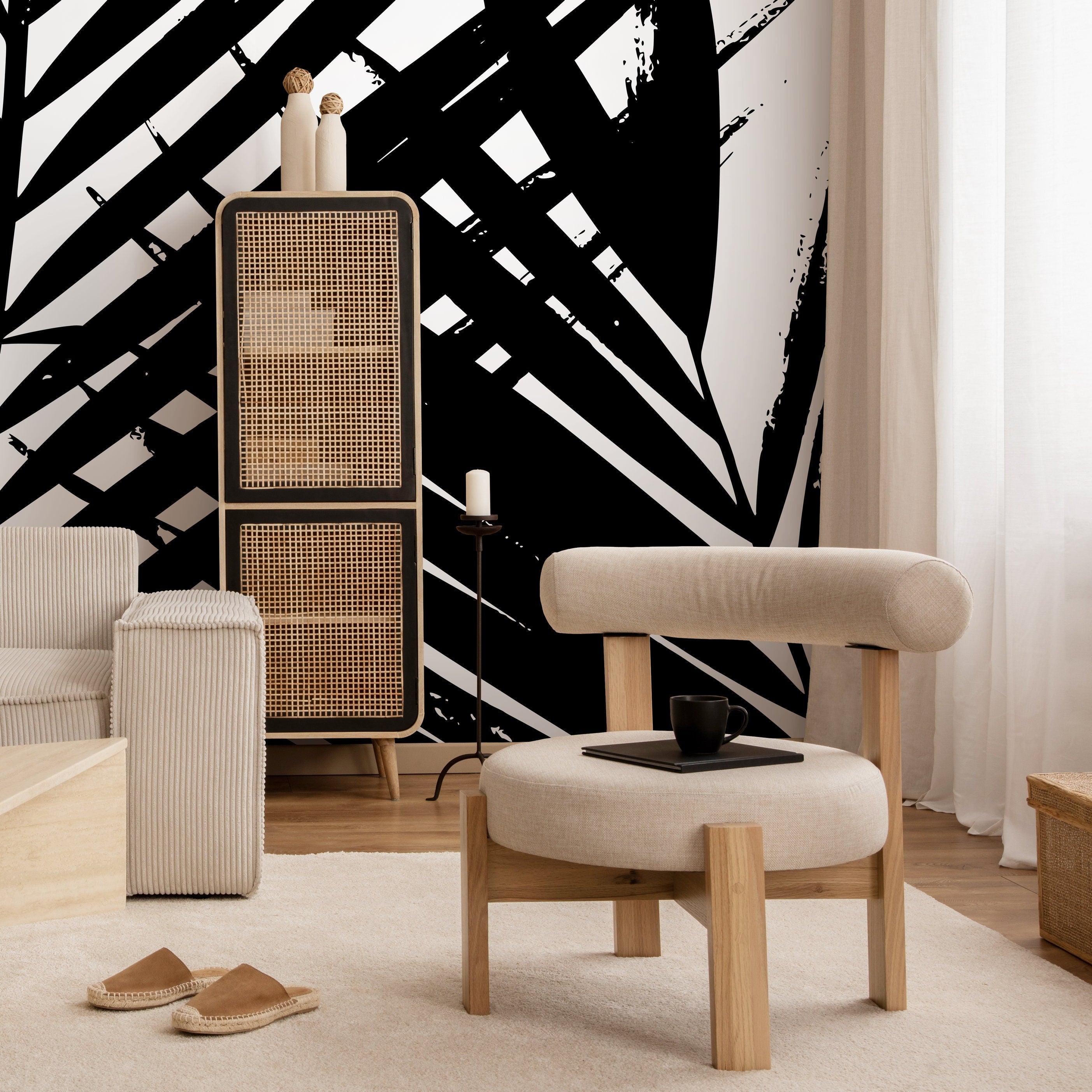 Botanical Wallpaper Featuring Abstract Palm Leaves In Black And White - B351